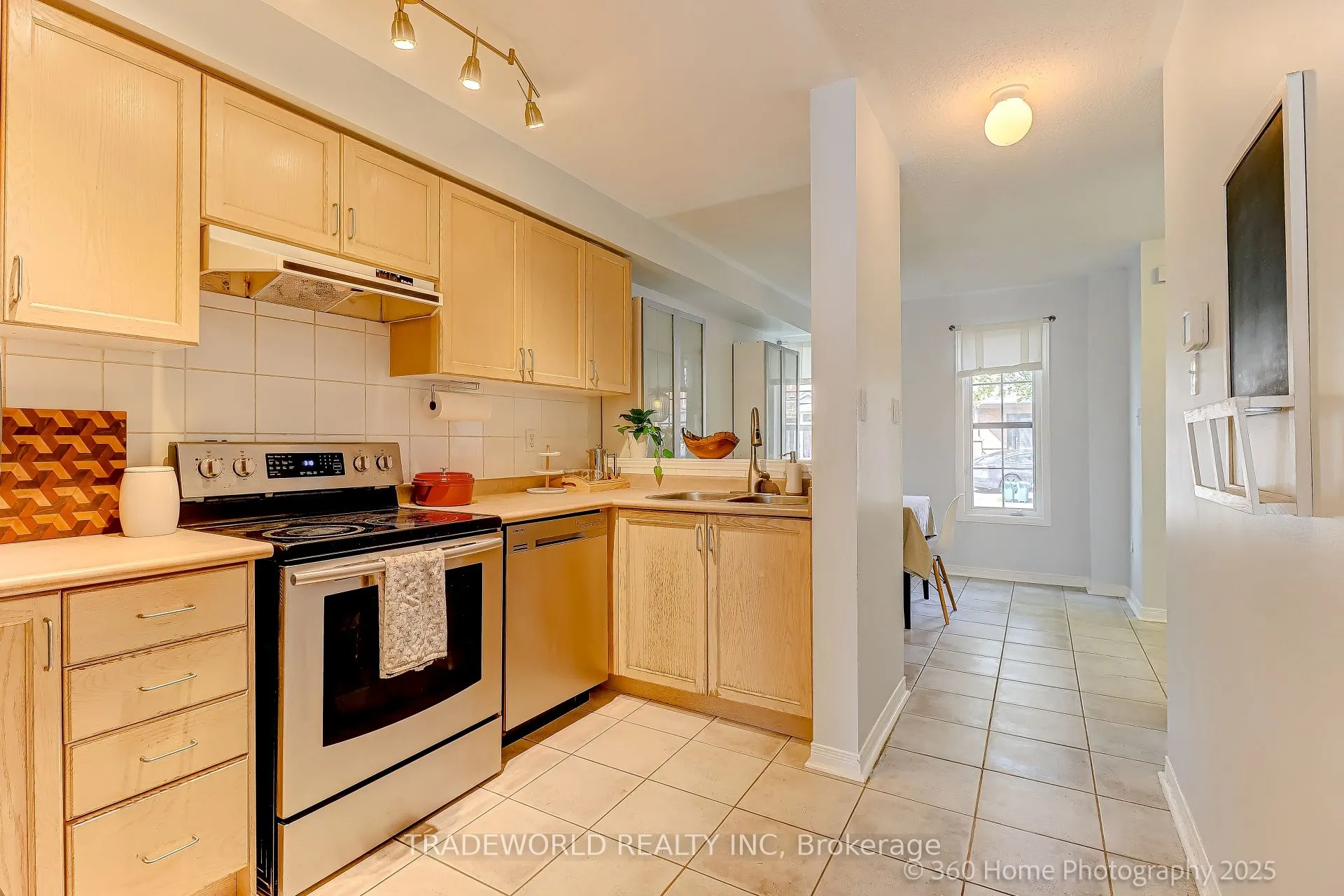 109 Selkirk Drive