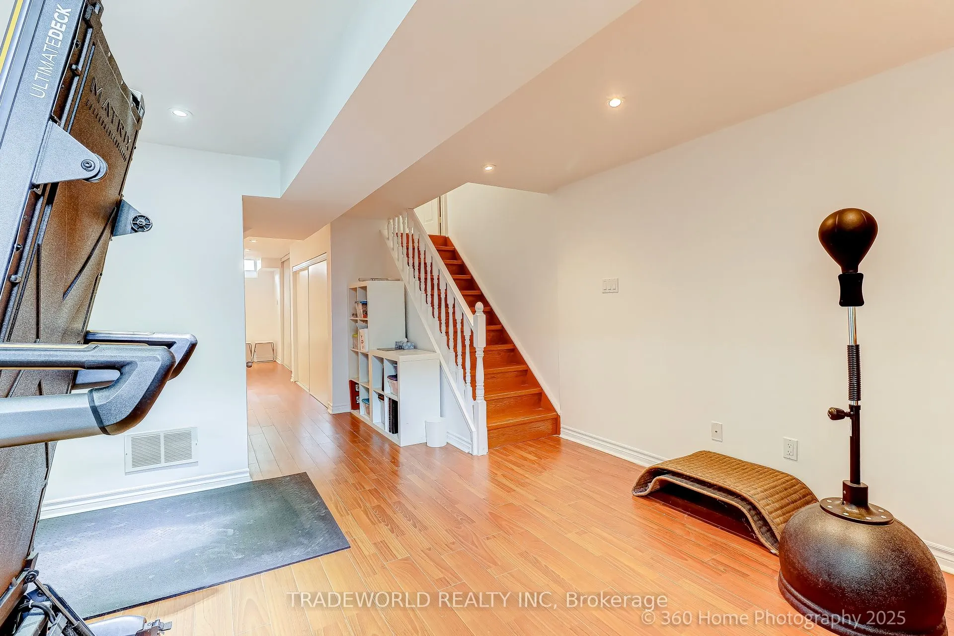 109 Selkirk Drive