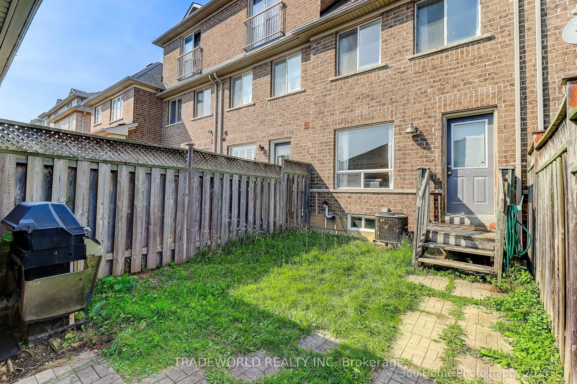 109 Selkirk Drive