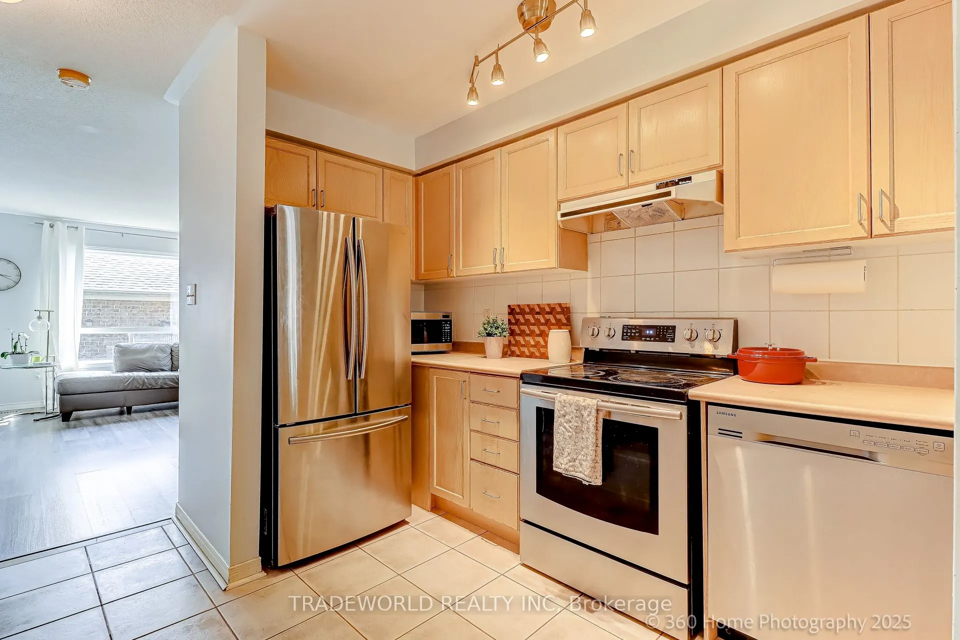 109 Selkirk Drive