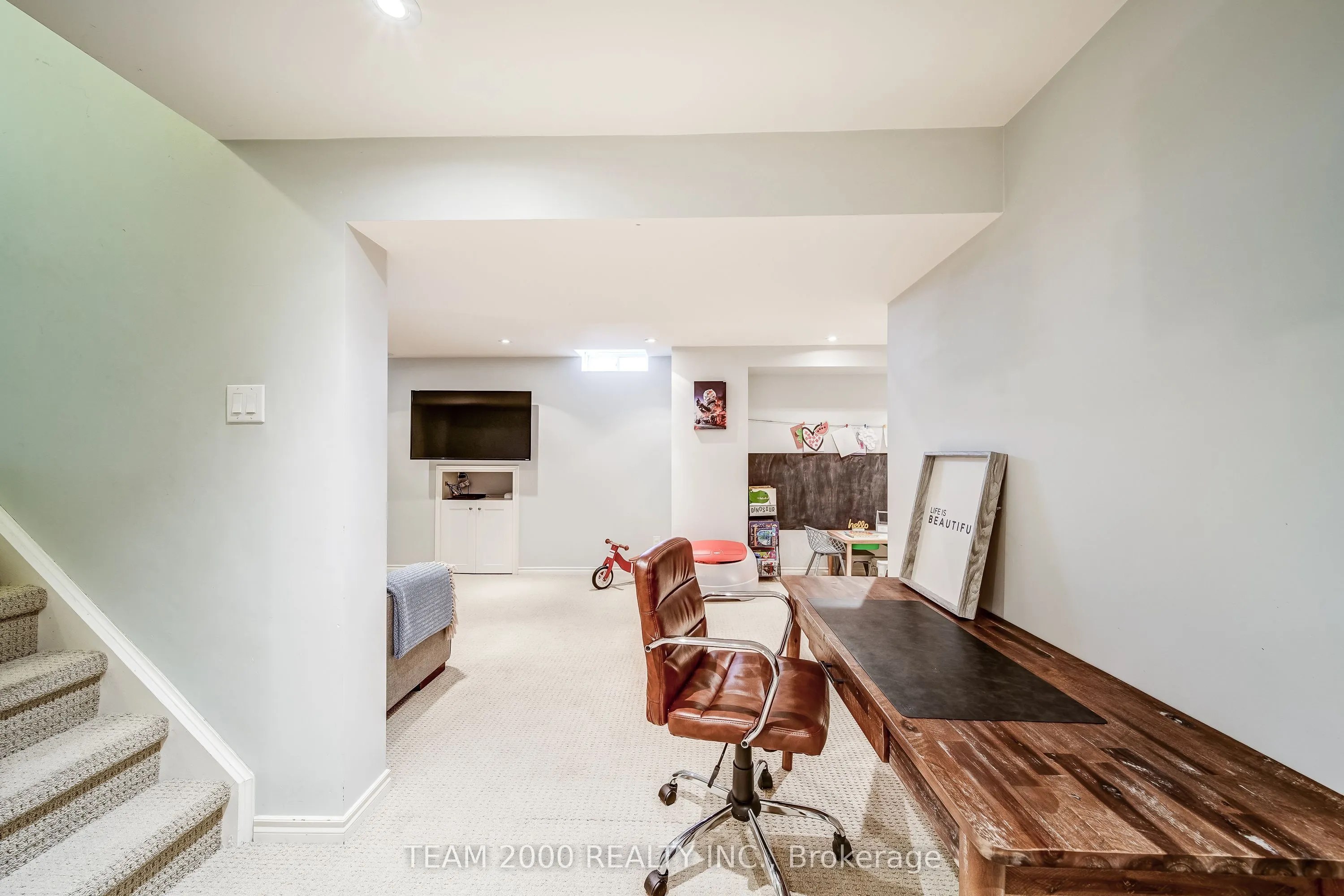 119 Gwillimbury Drive