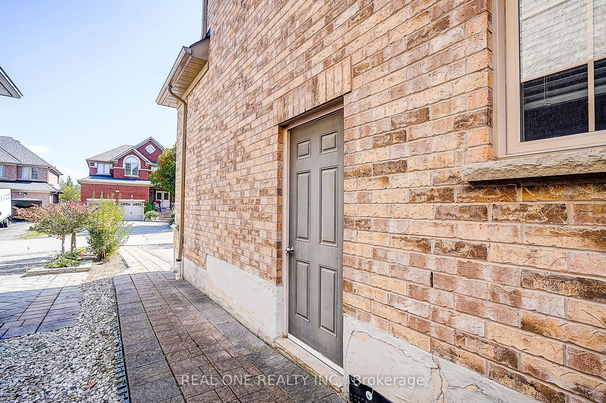 42 Donzi Lane