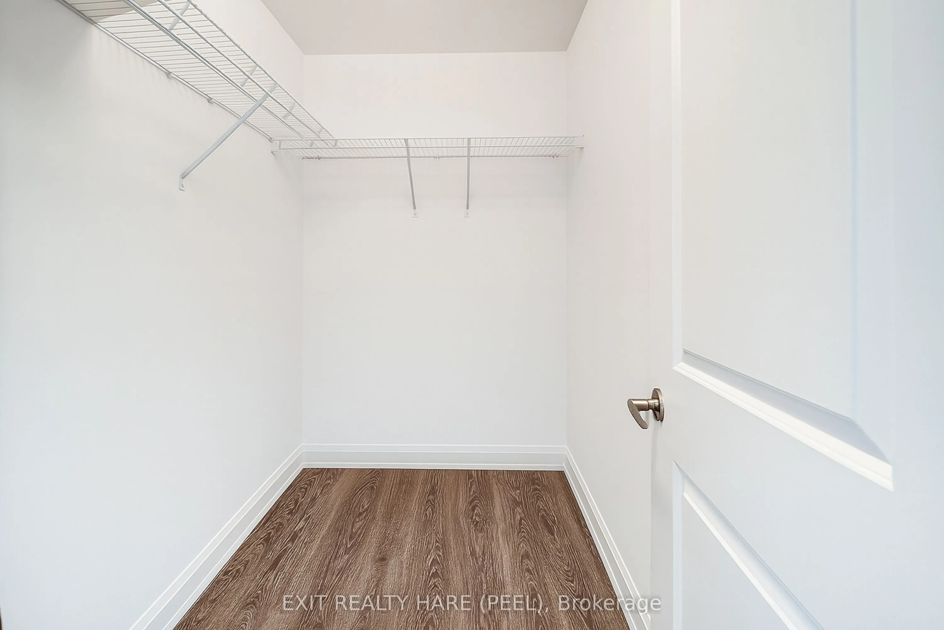 12 Woodstream Boulevard, #706