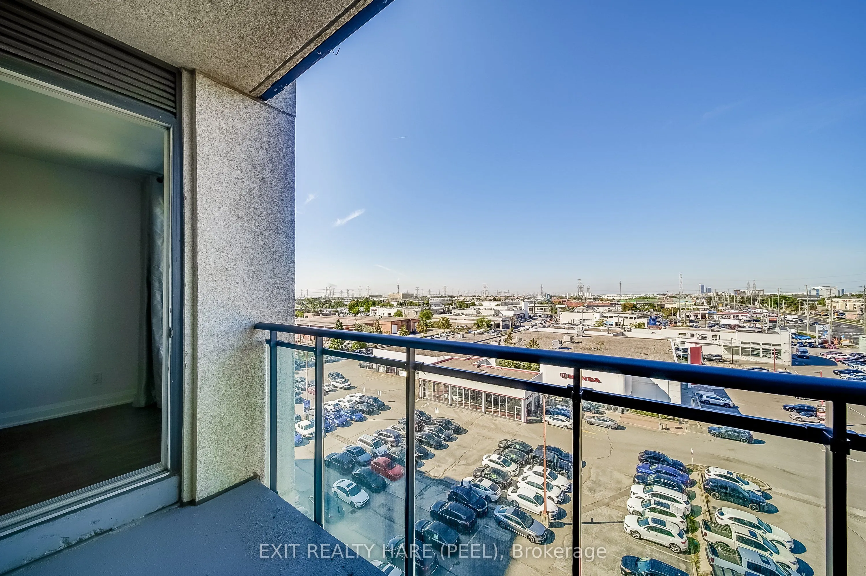 12 Woodstream Boulevard, #706