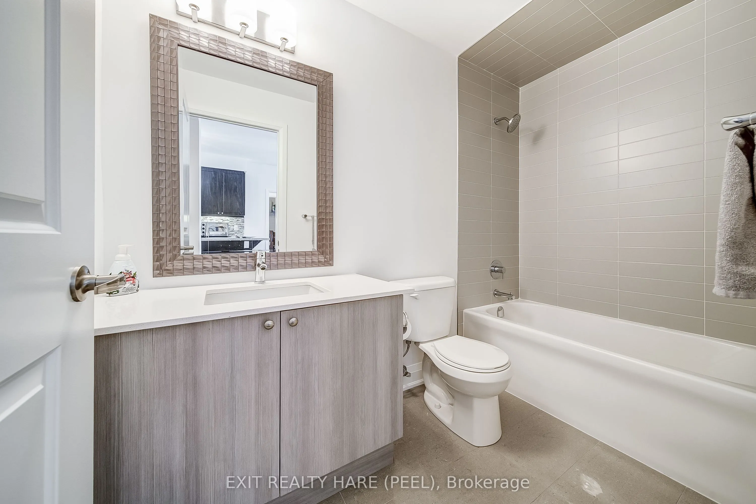 12 Woodstream Boulevard, #706