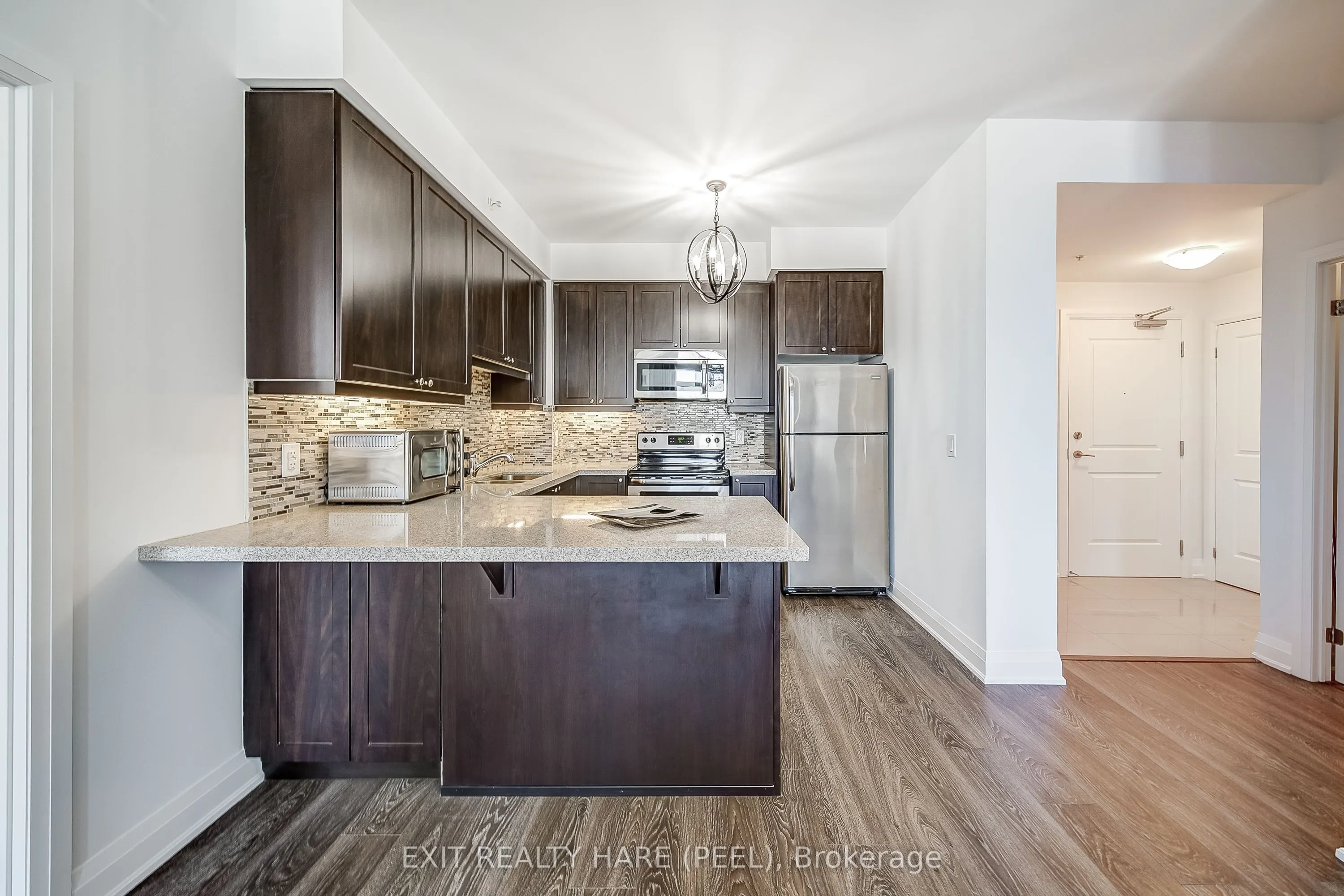 12 Woodstream Boulevard, #706