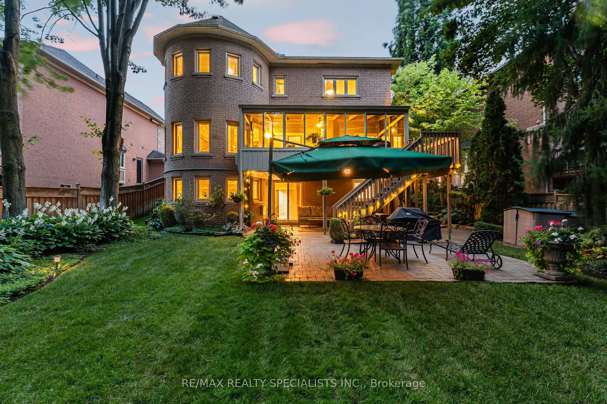 91 Silver Rose Crescent
