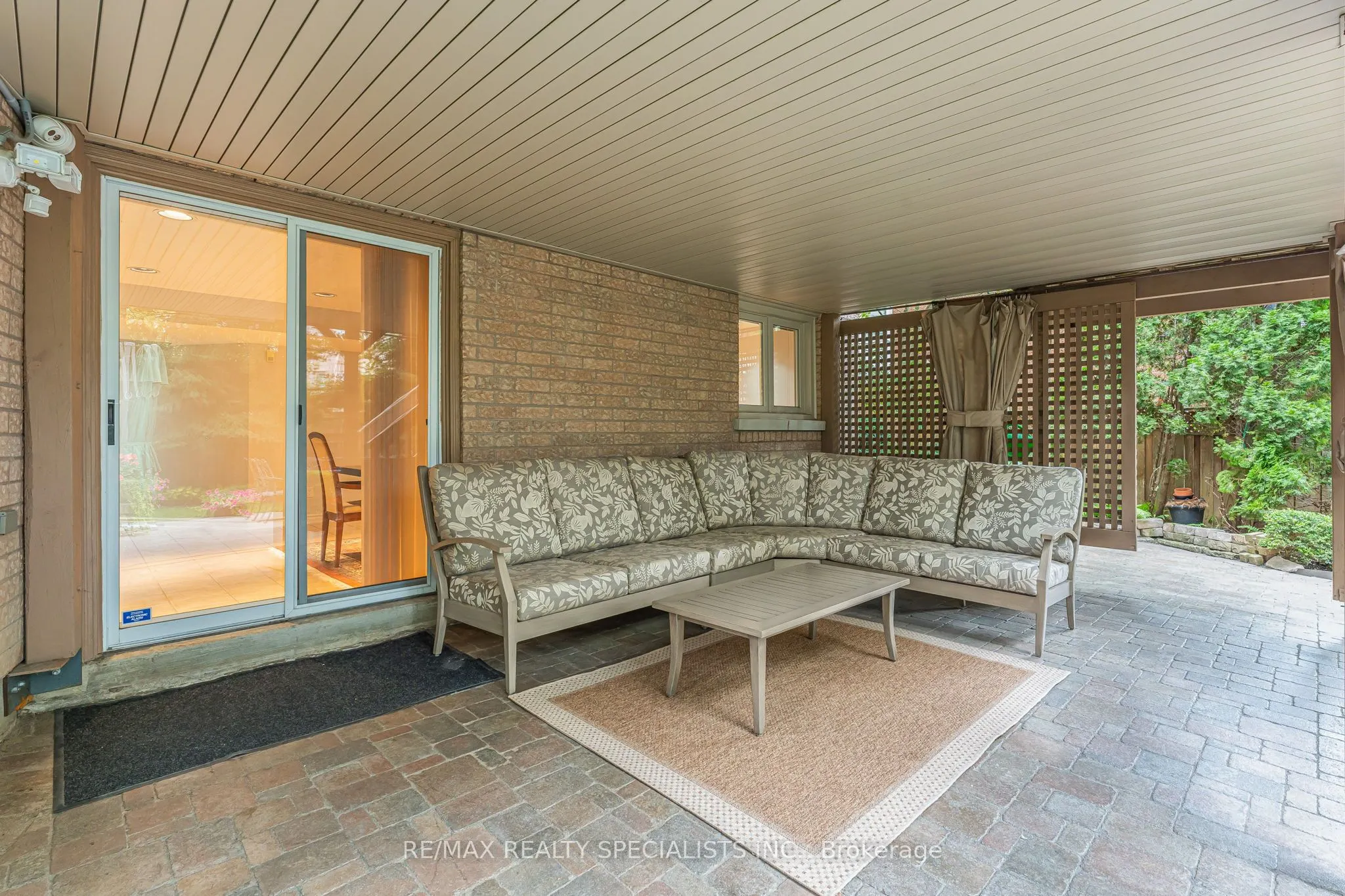91 Silver Rose Crescent