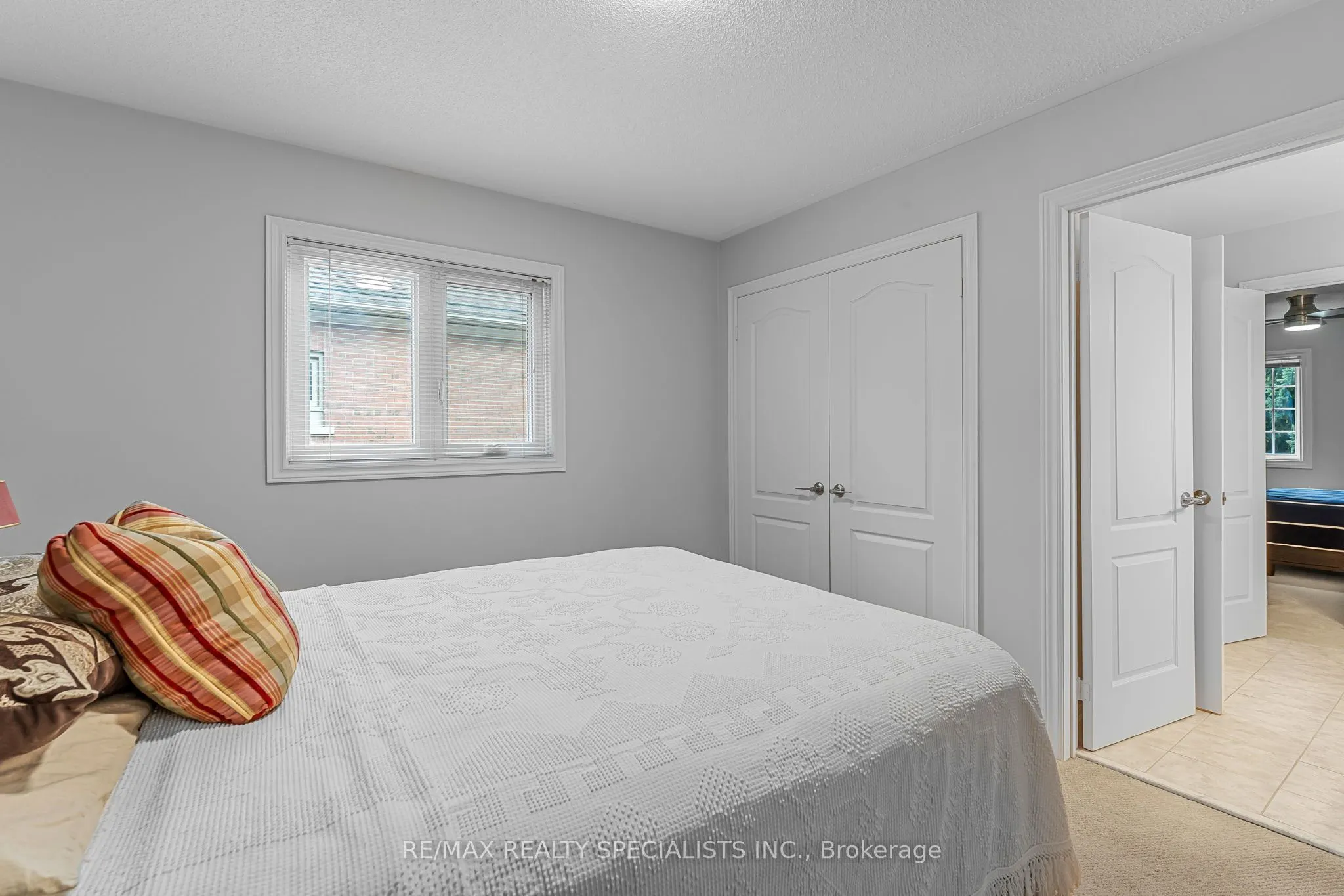91 Silver Rose Crescent