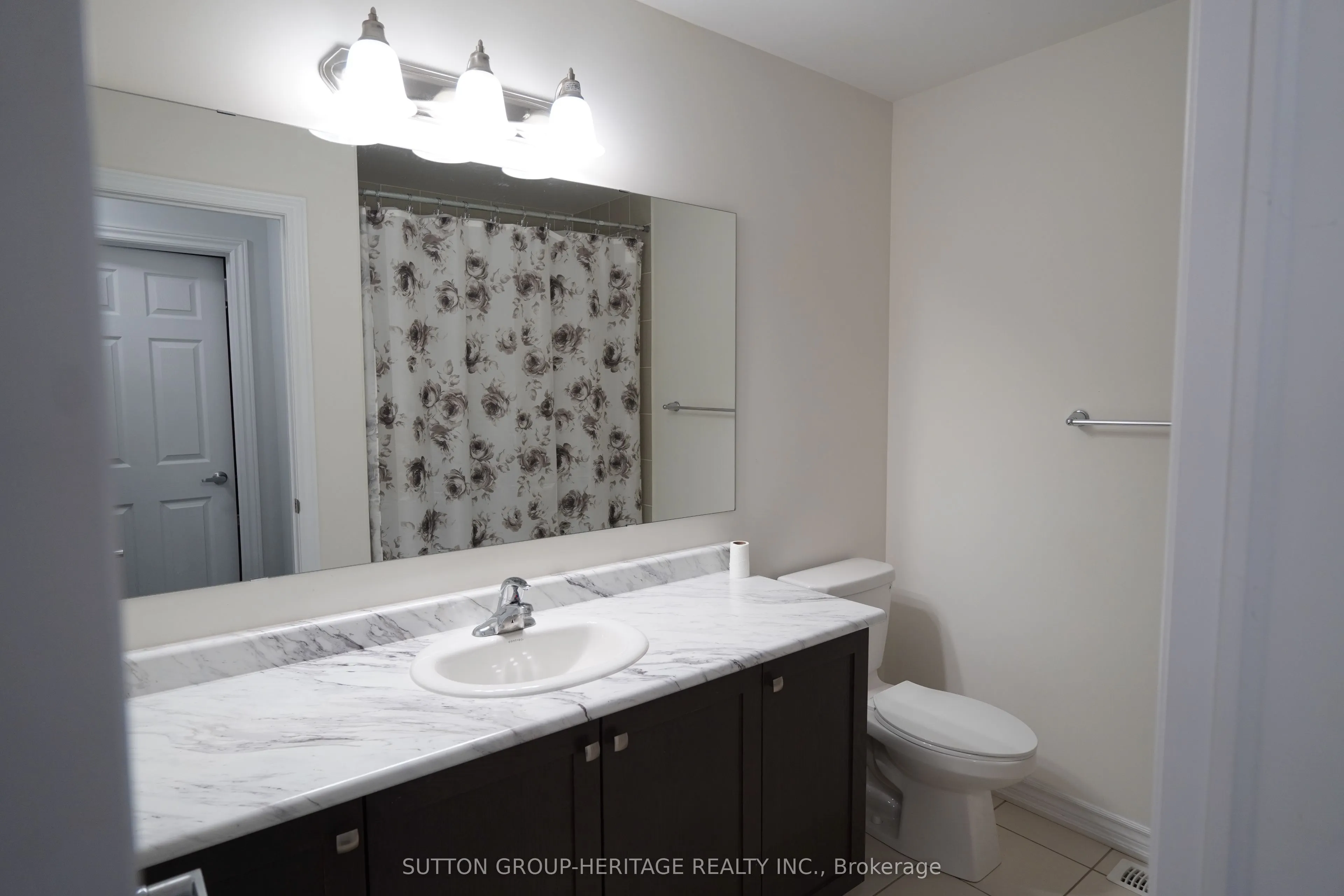 166 Boadway Crescent