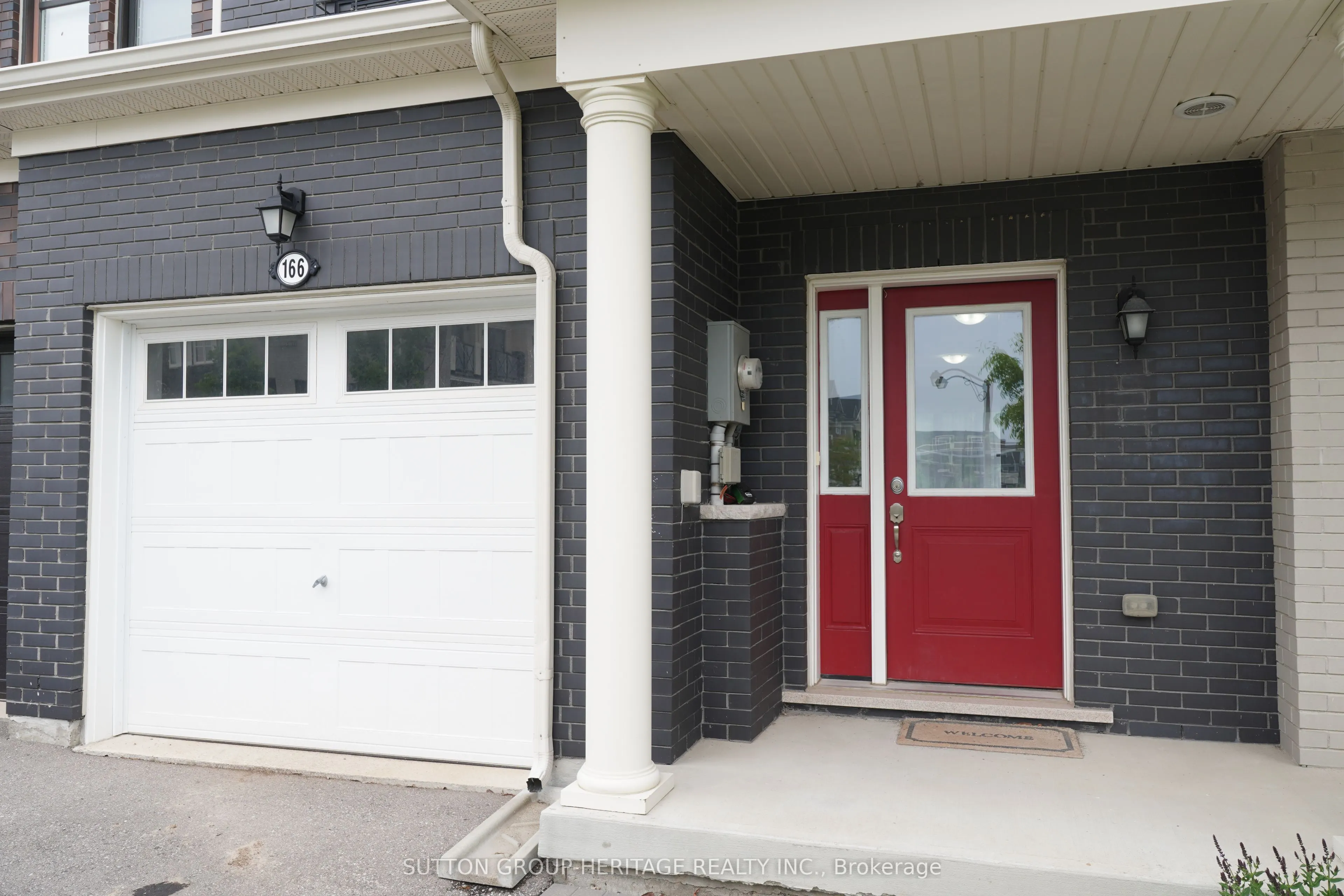 166 Boadway Crescent