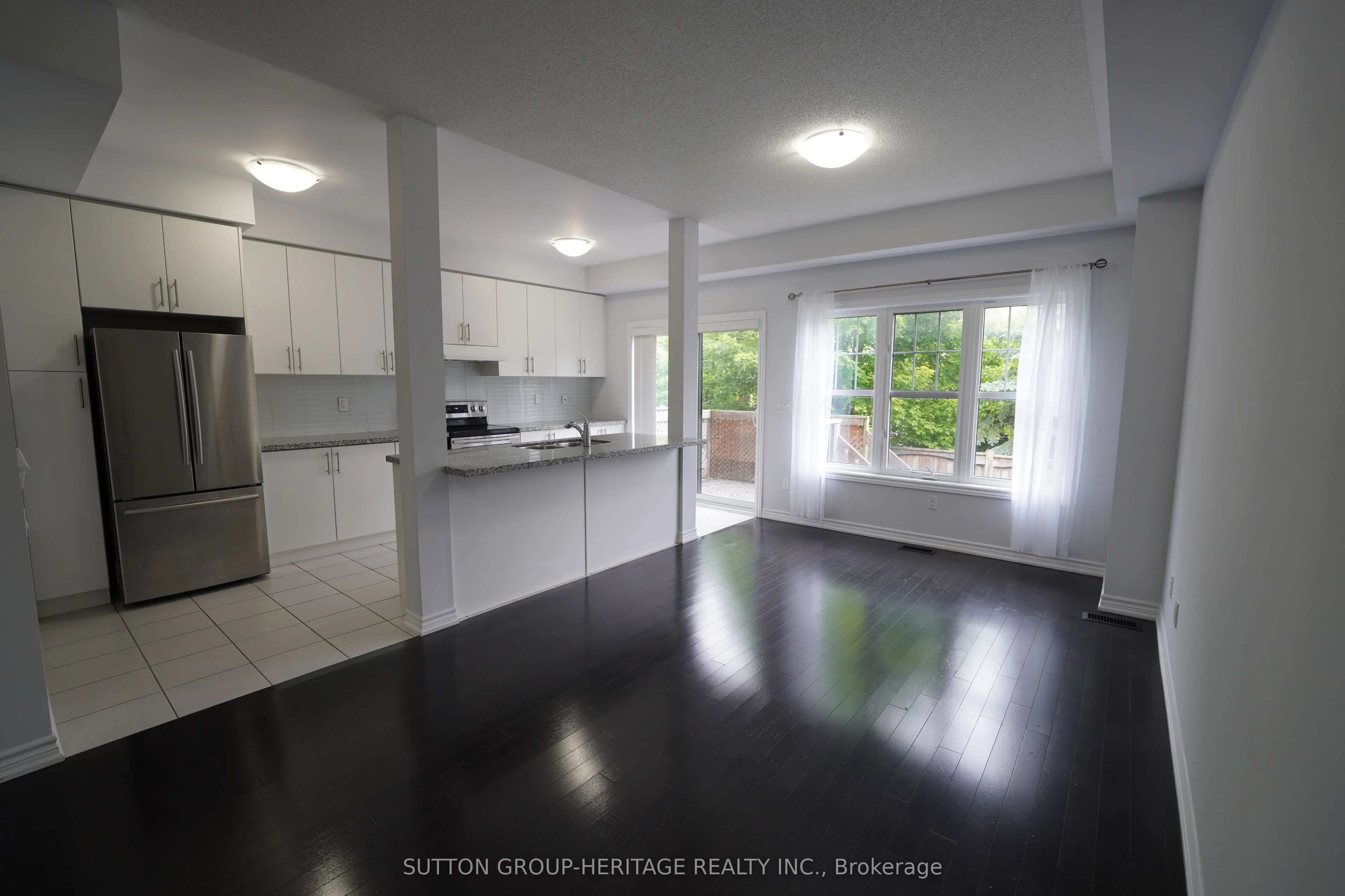 166 Boadway Crescent