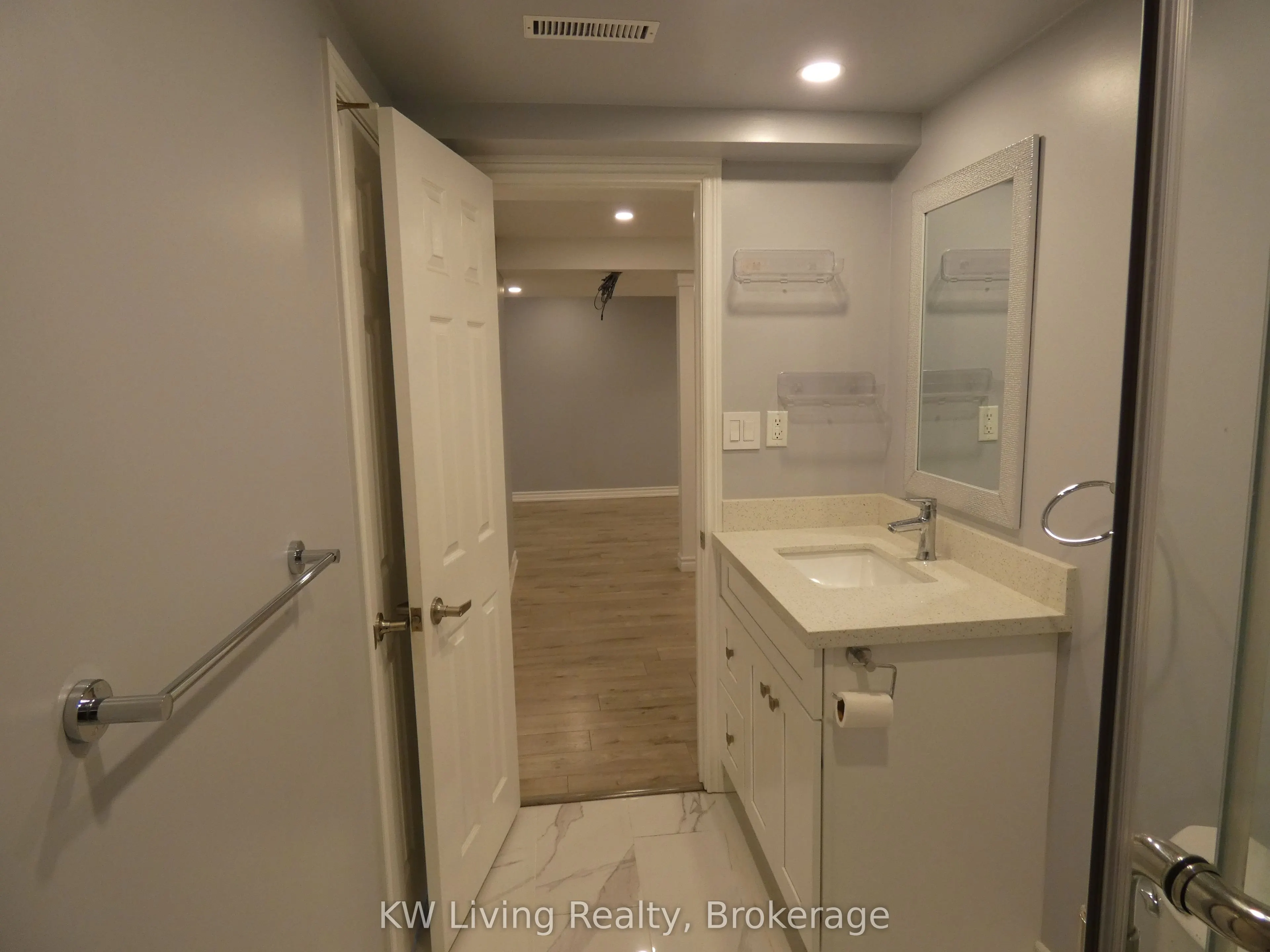 394 Clearmeadow Boulevard, #Basement