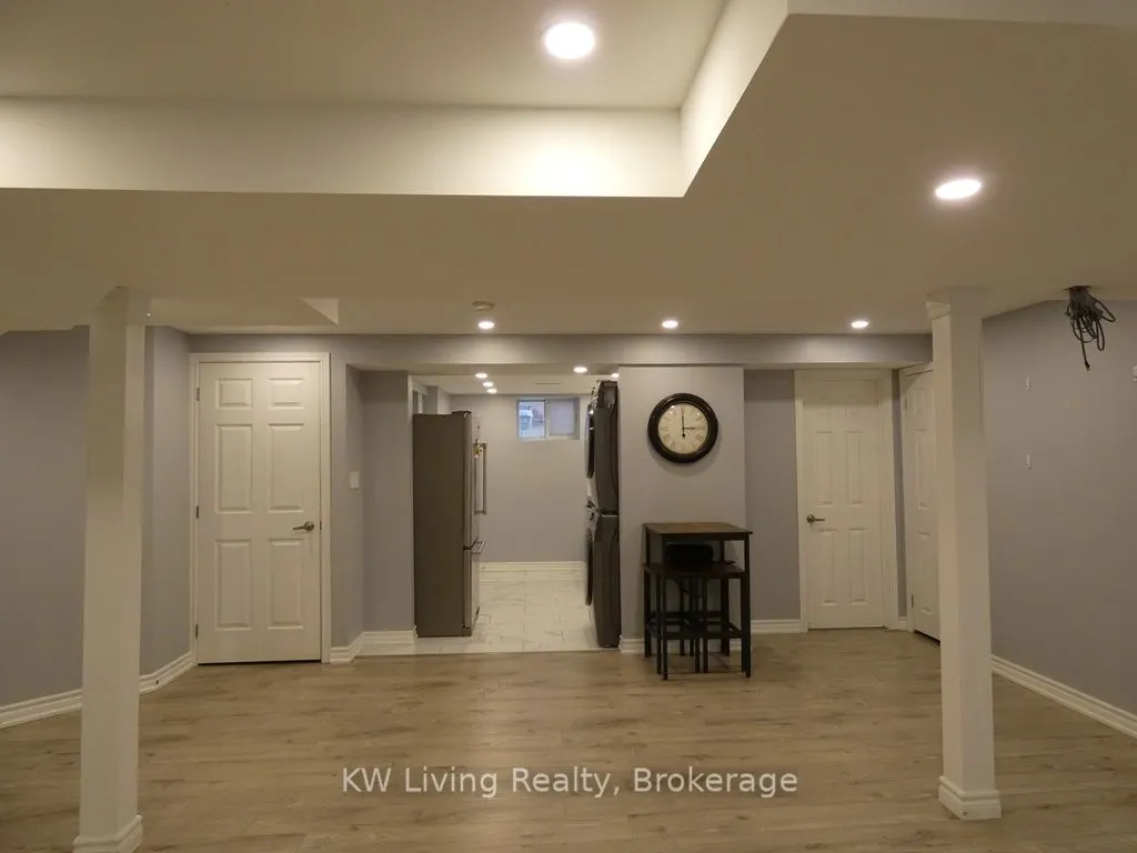 394 Clearmeadow Boulevard, #Basement
