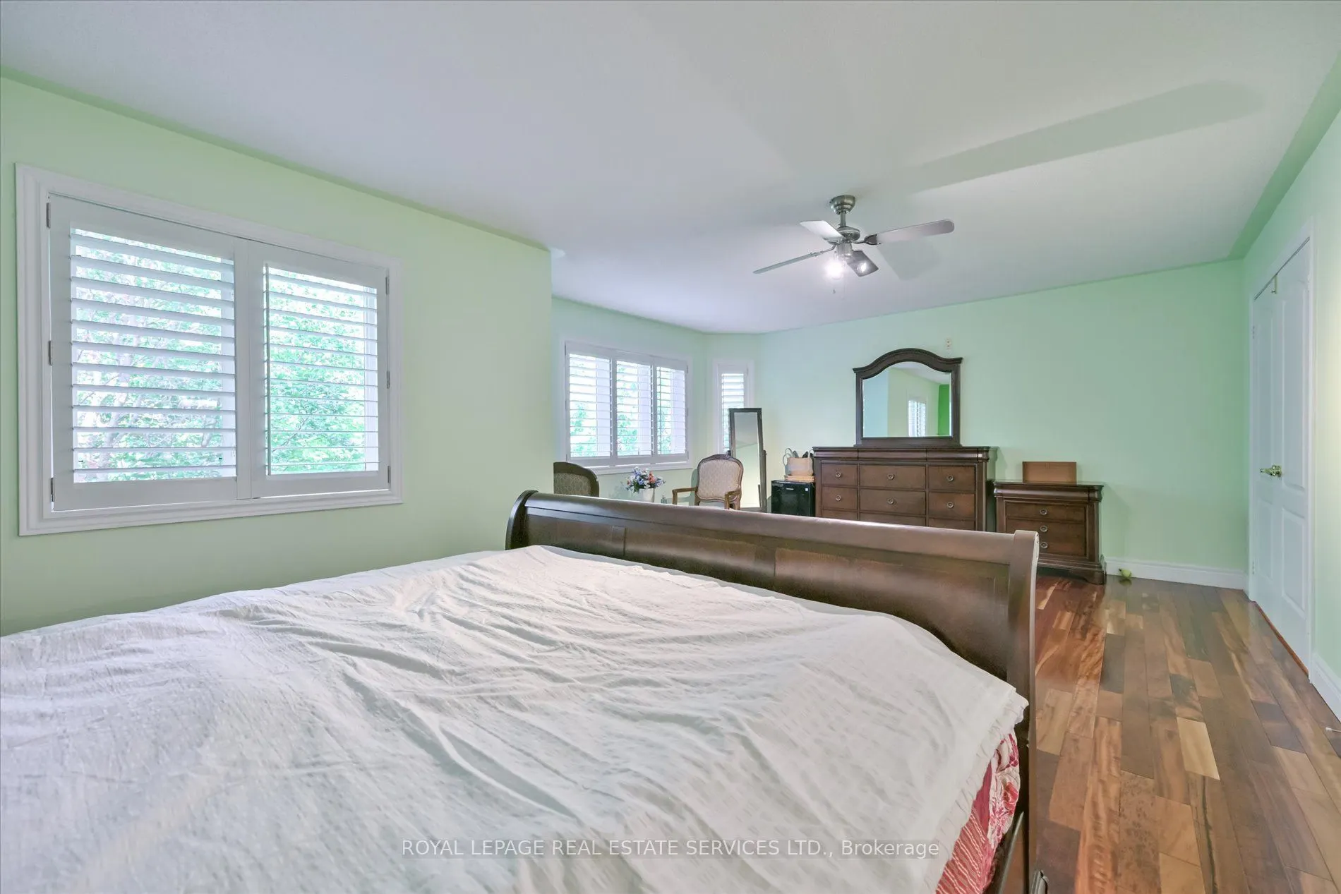 95 Loudon Crescent