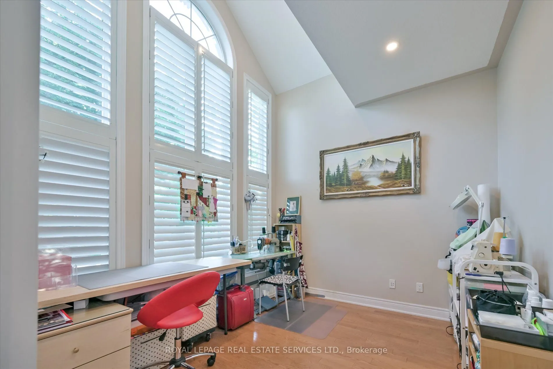 95 Loudon Crescent
