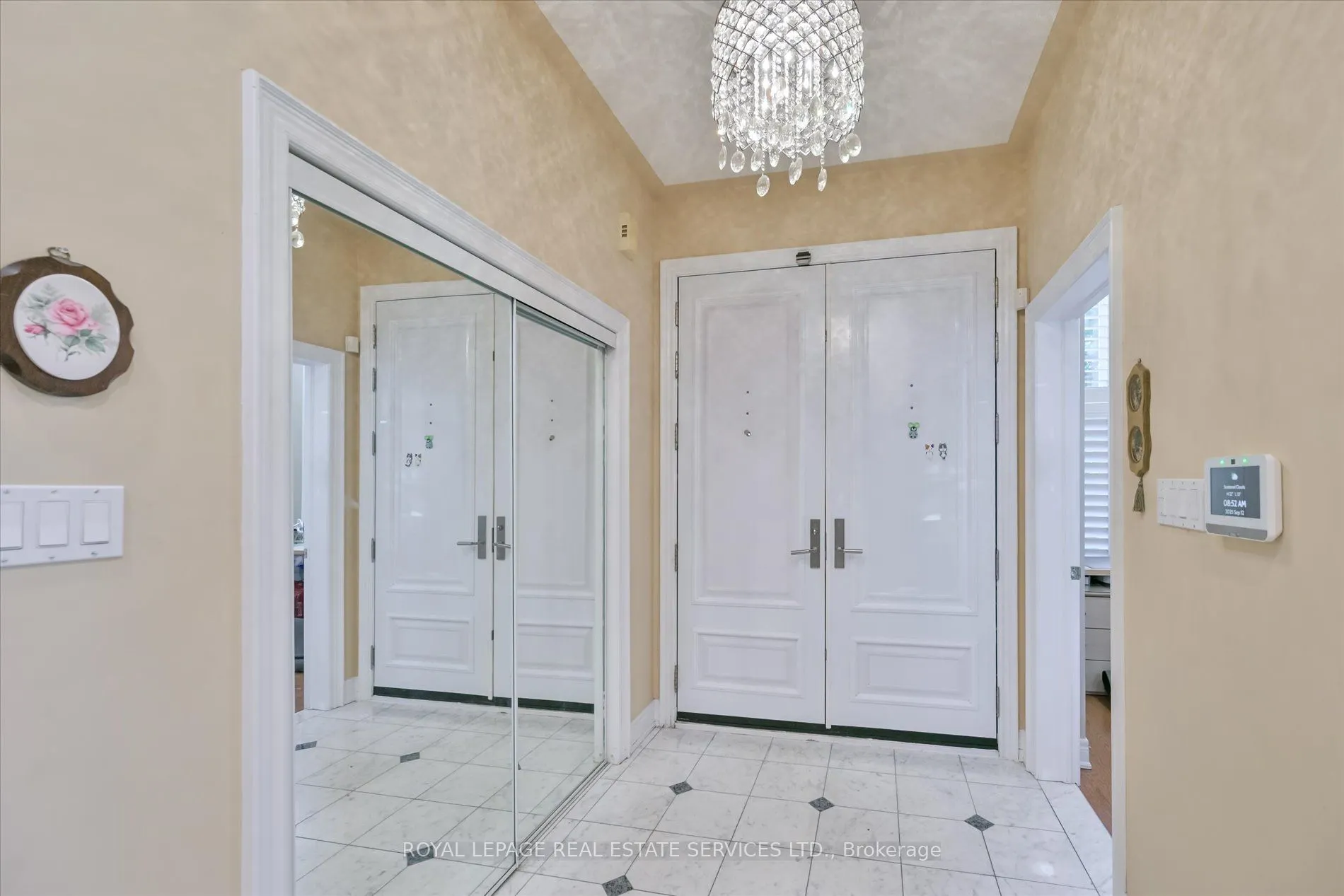 95 Loudon Crescent
