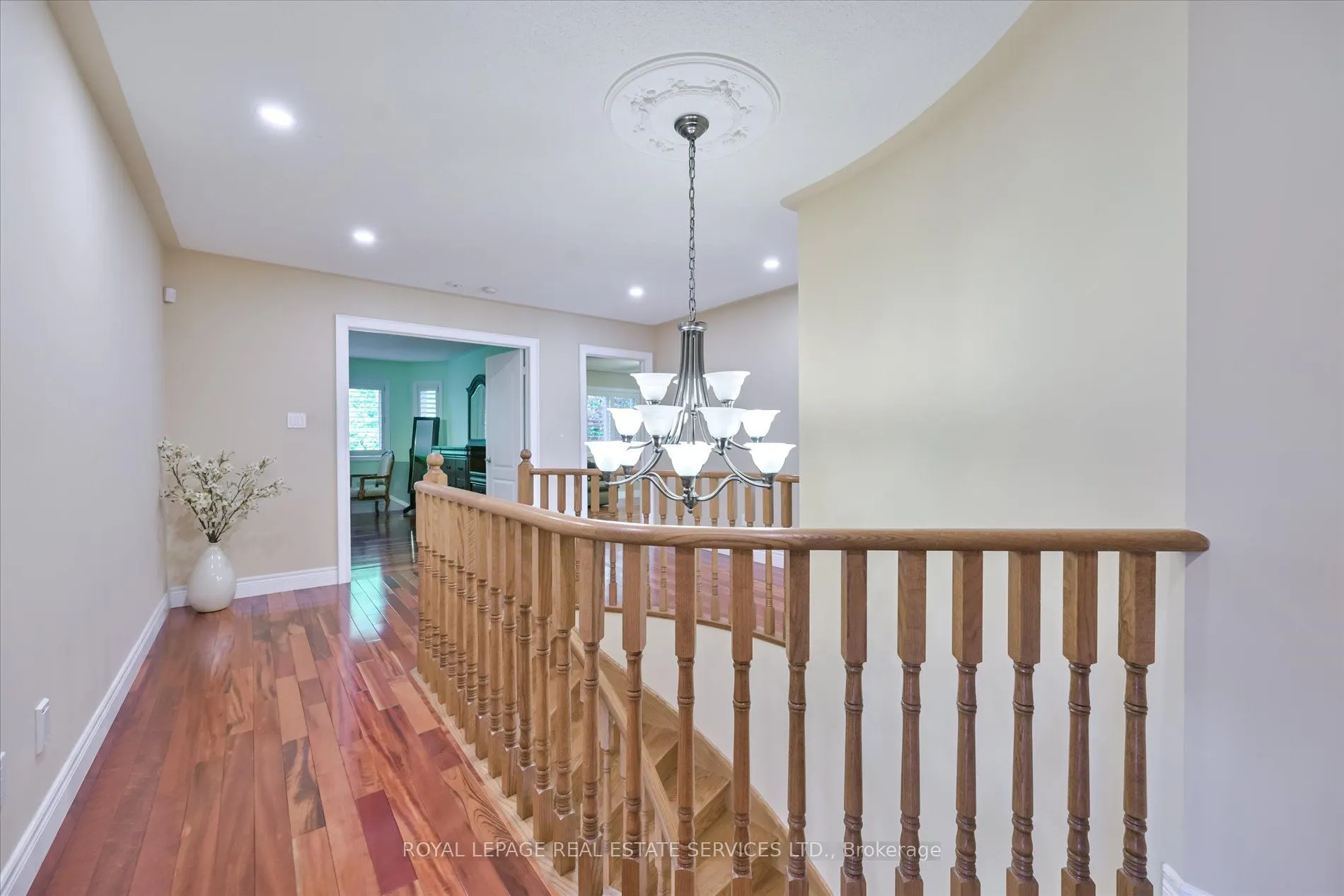 95 Loudon Crescent