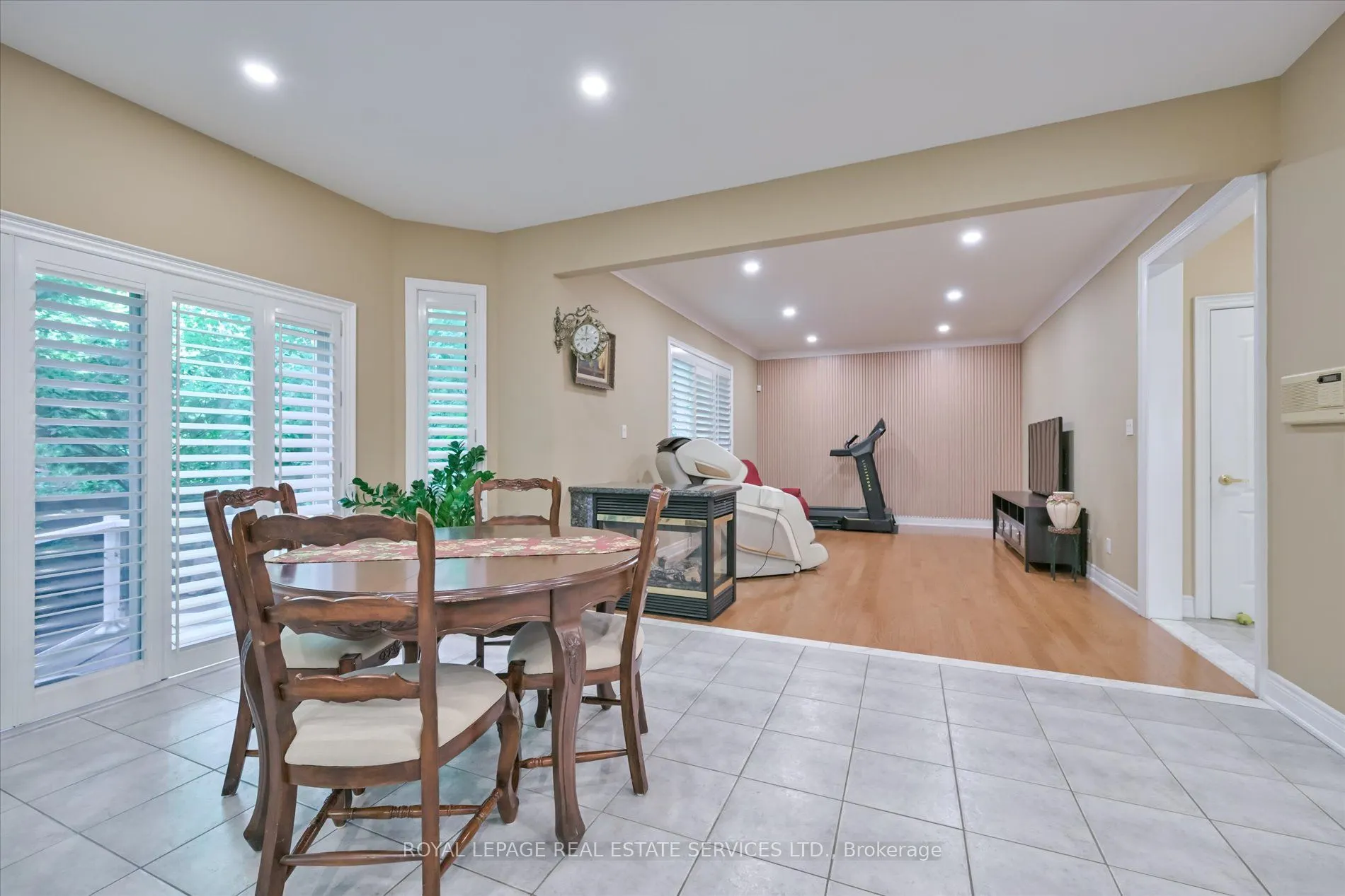 95 Loudon Crescent