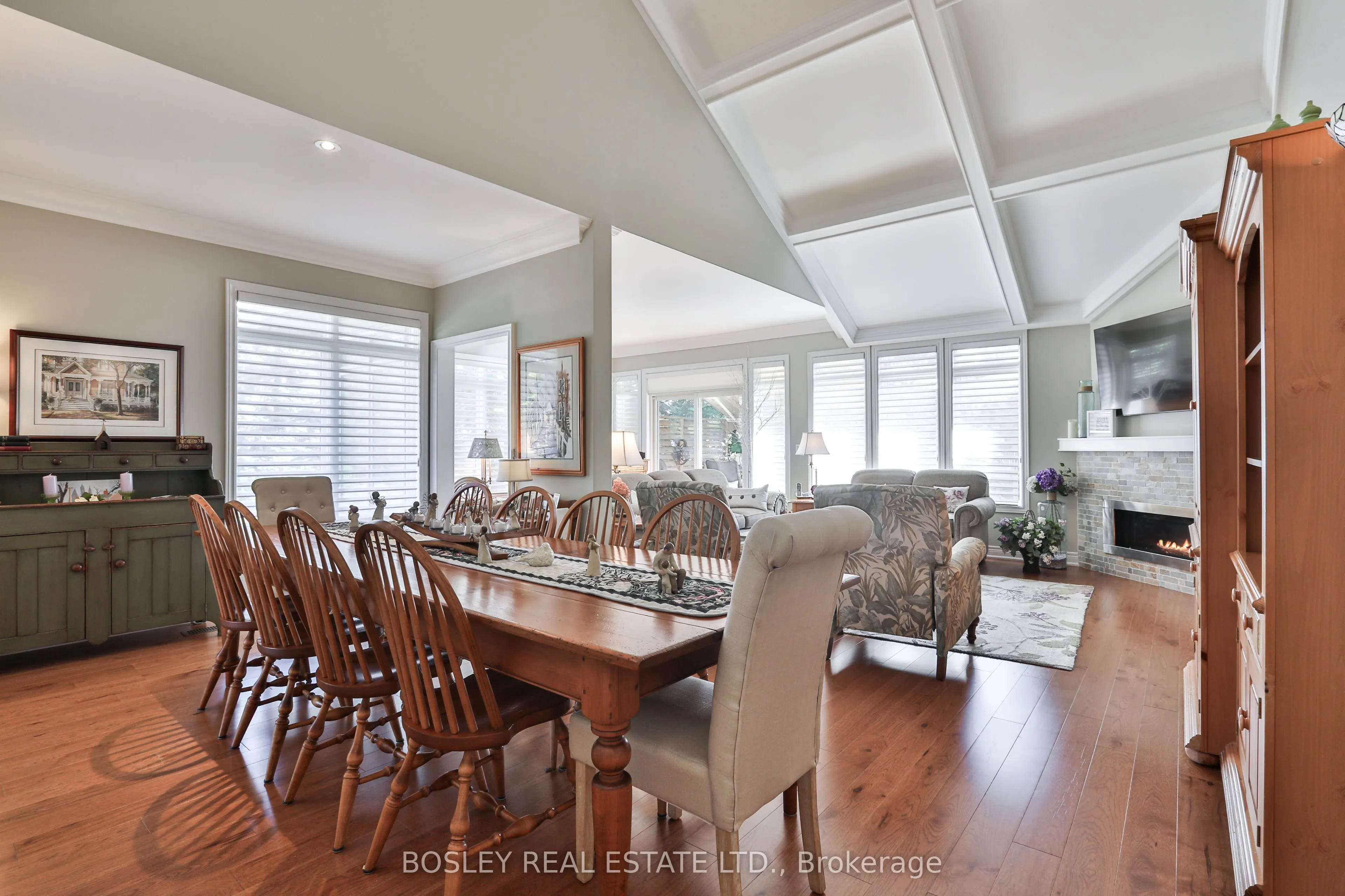 34 Johnson Links Way, #221