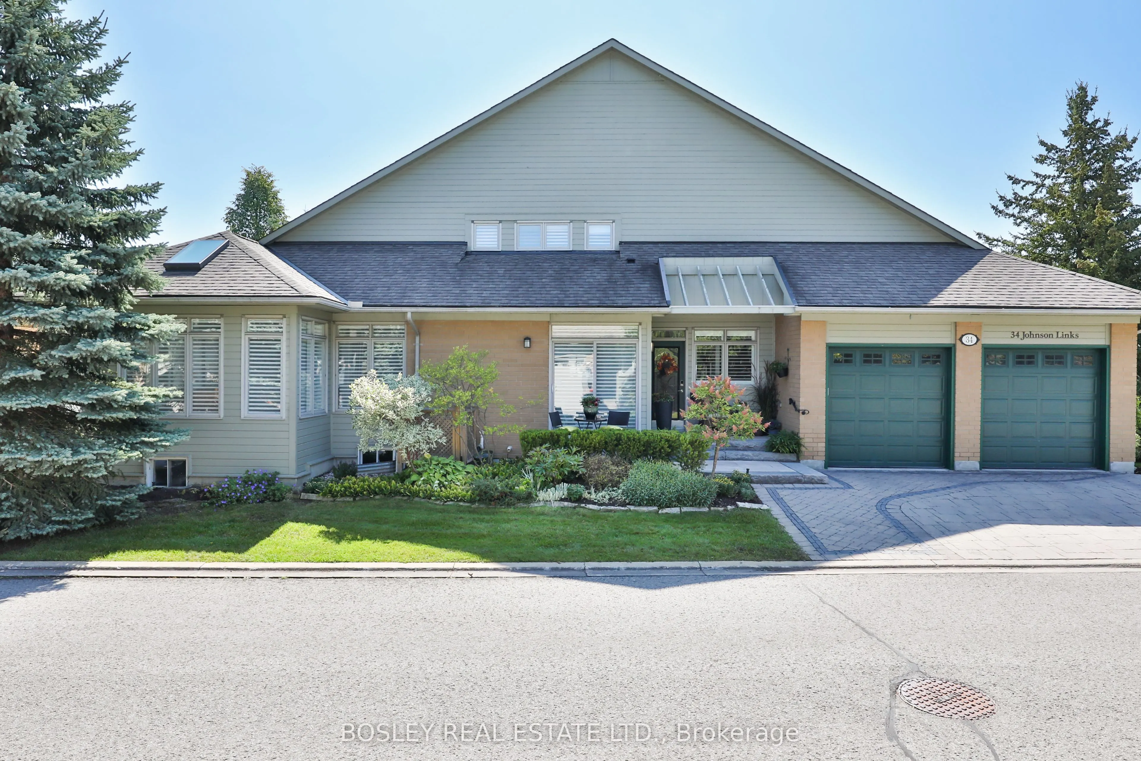 34 Johnson Links Way, #221
