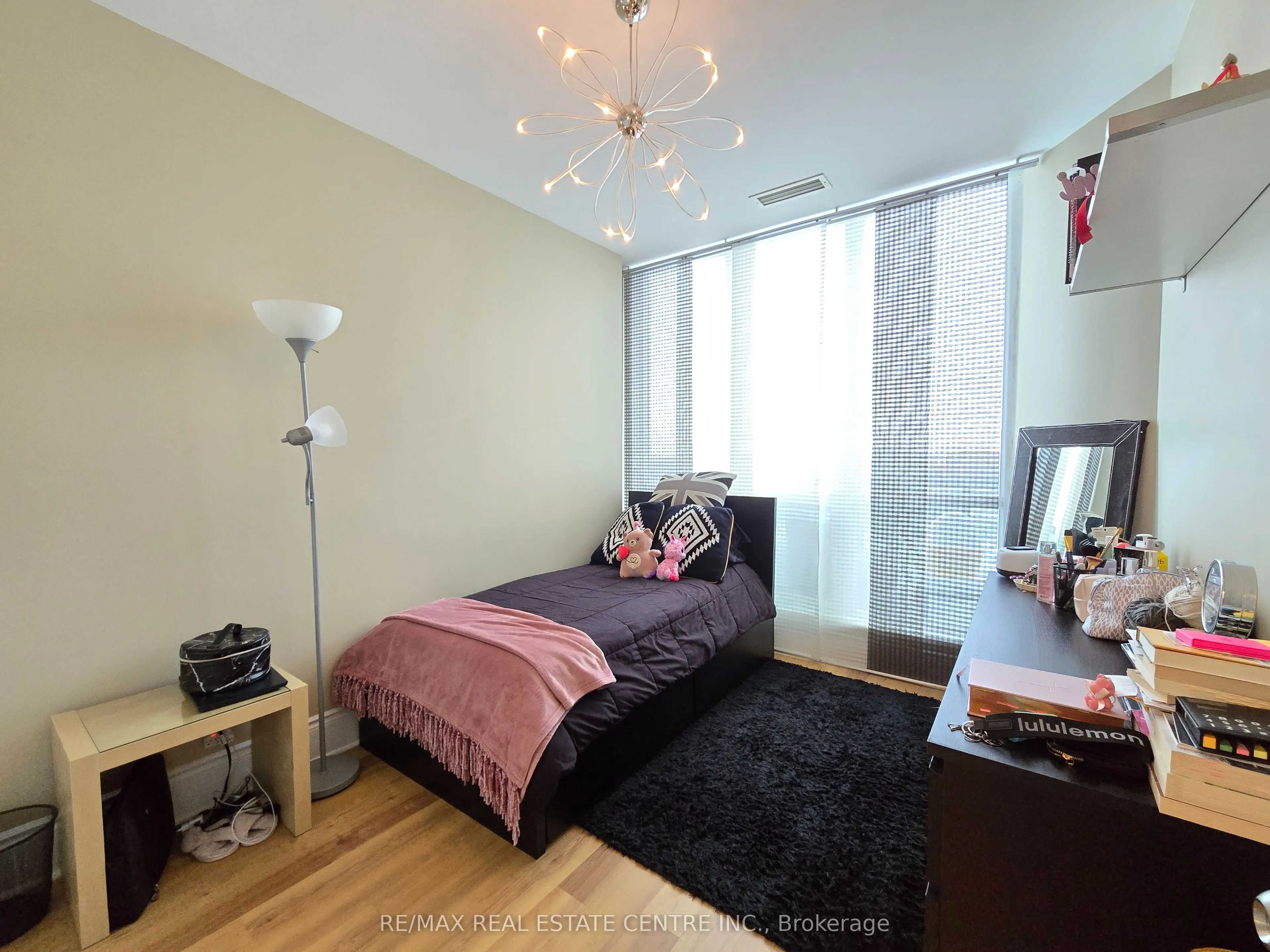 18 Harding Boulevard, #PH207