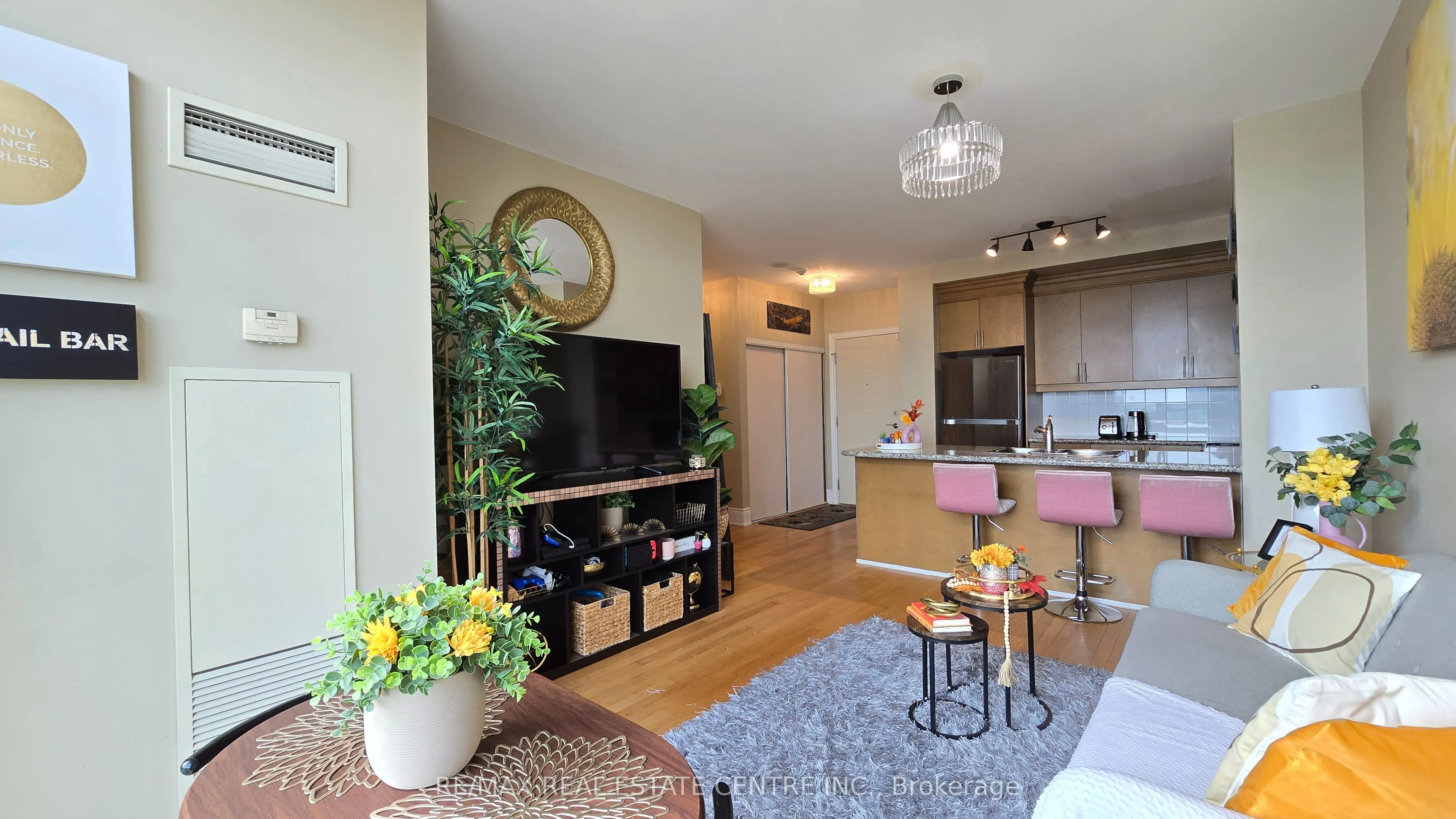 18 Harding Boulevard, #PH207