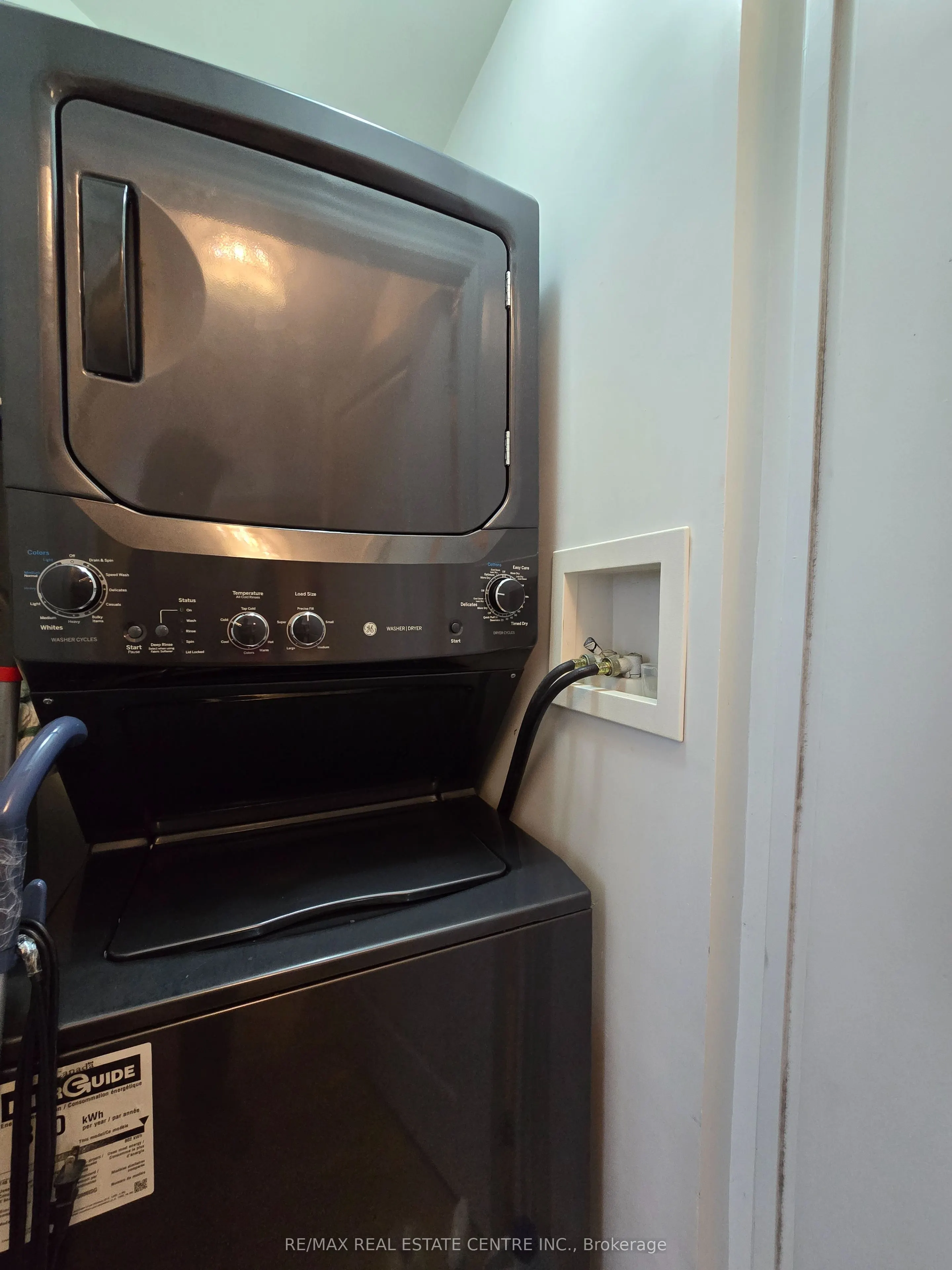 18 Harding Boulevard, #PH207