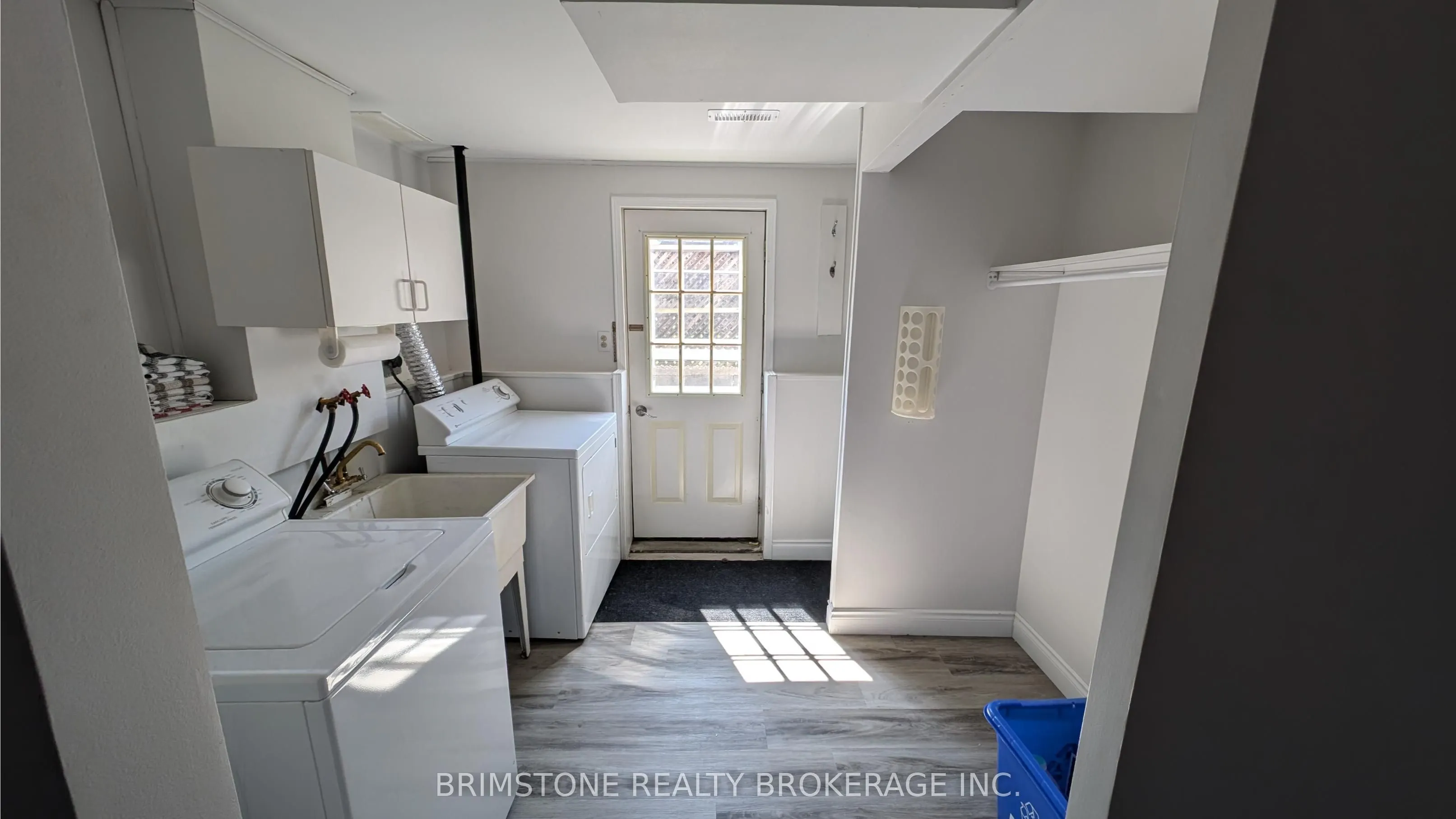 73 Roth Street, #UNIT B