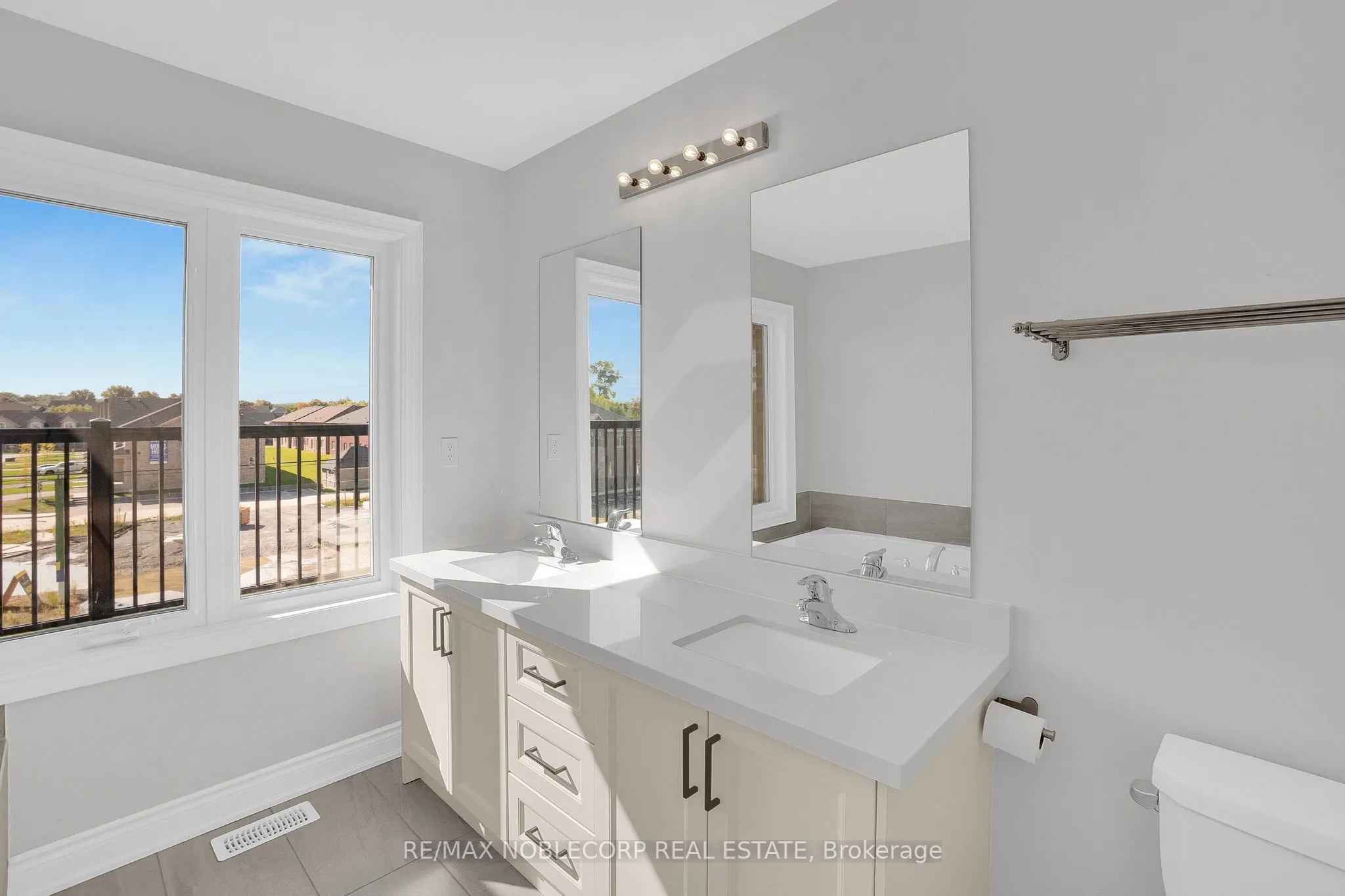 34 Alan Williams Trail