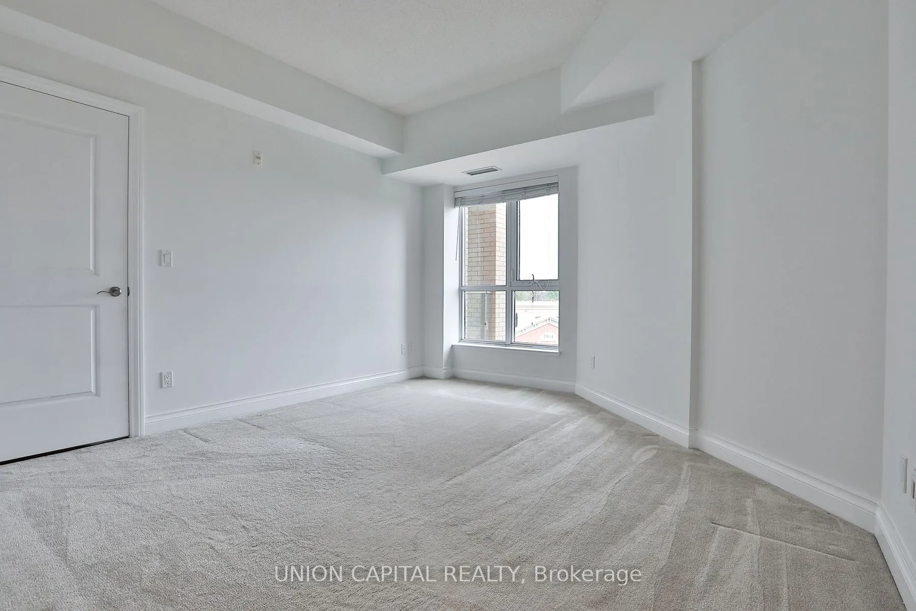 68 Main Street, #511