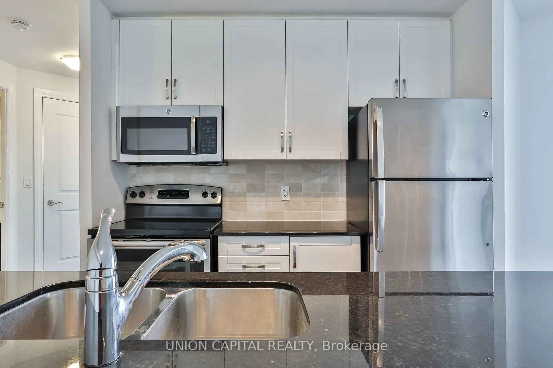 68 Main Street, #511