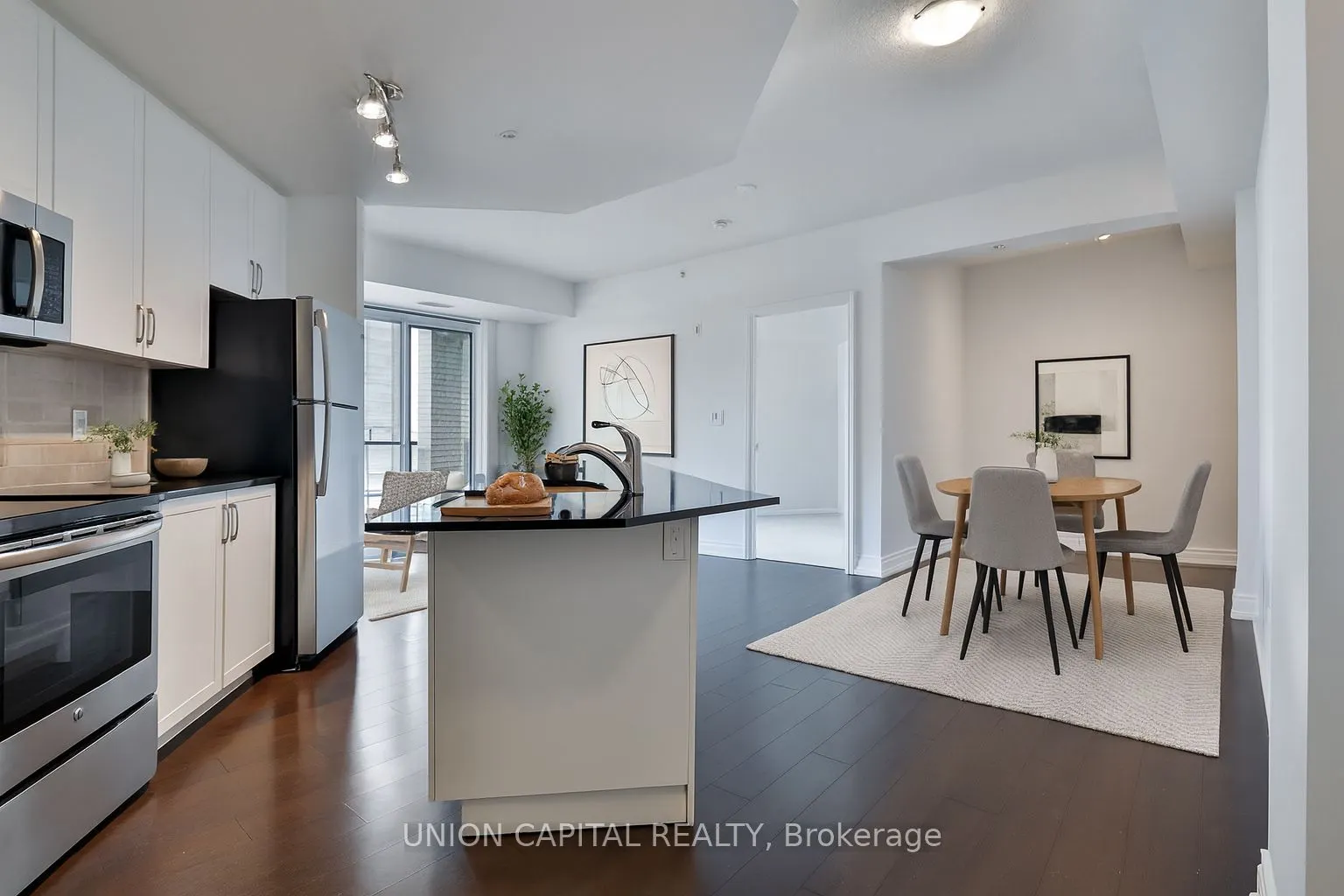 68 Main Street, #511