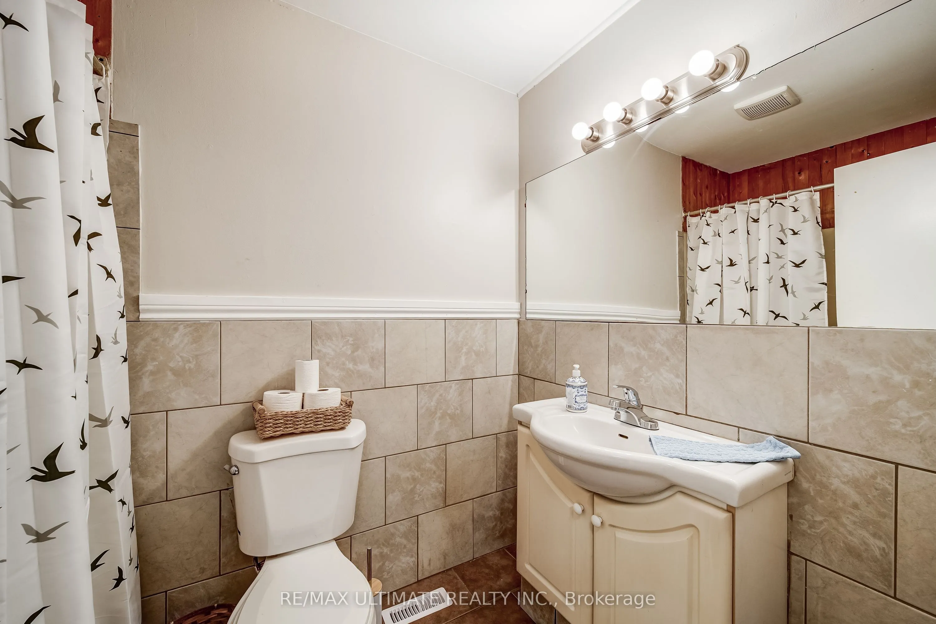 25037 Maple Beach Road