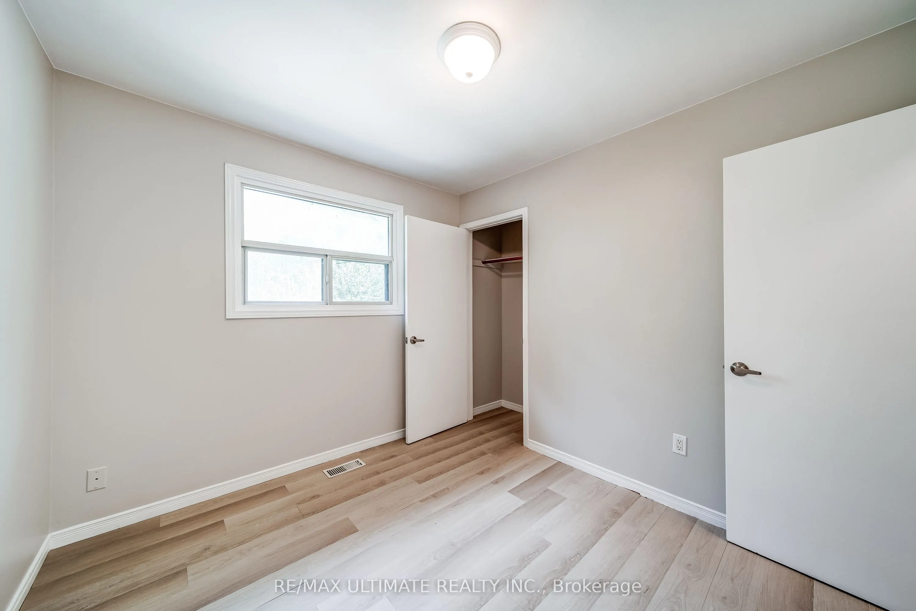 25037 Maple Beach Road