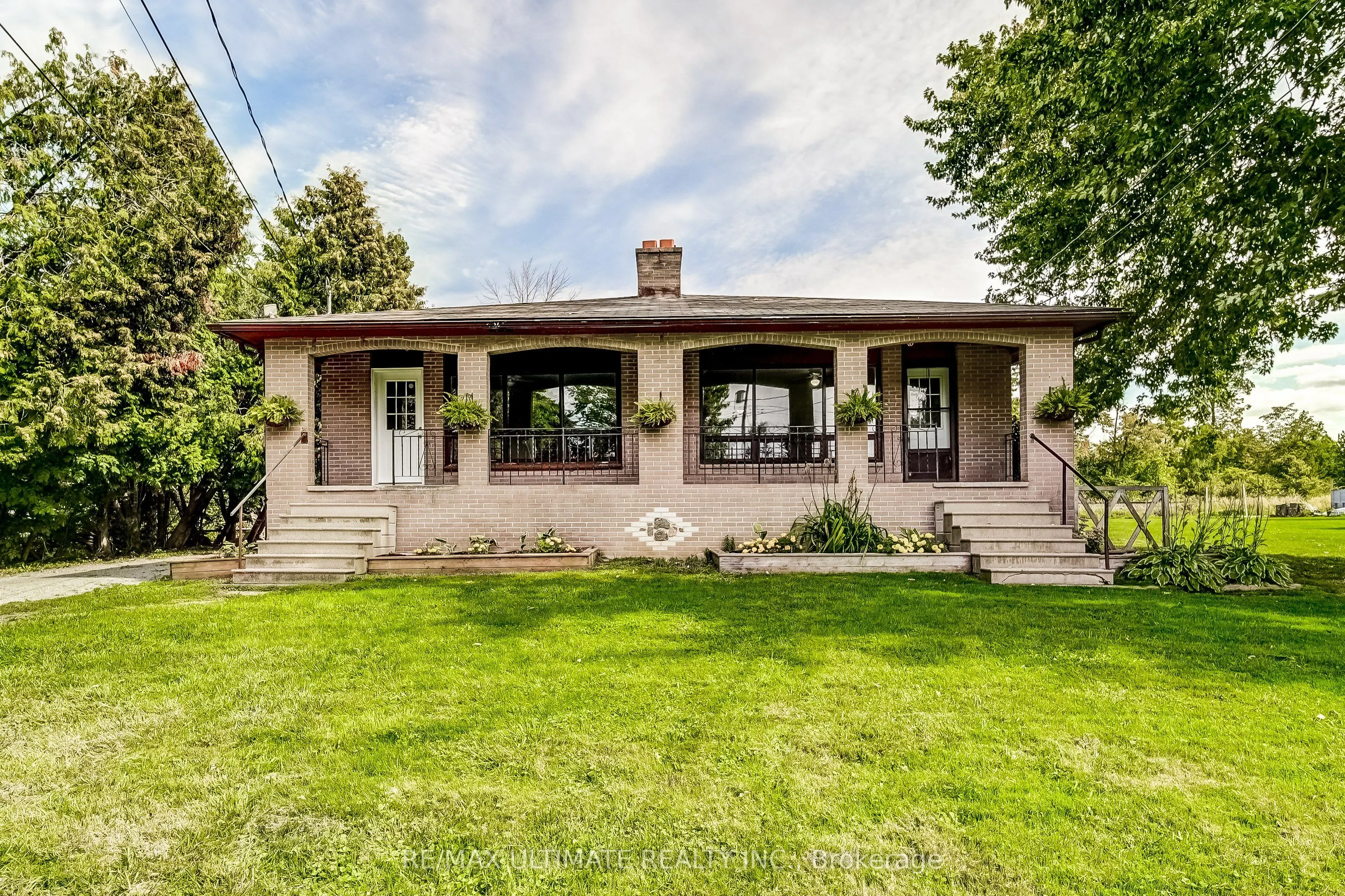 25037 Maple Beach Road