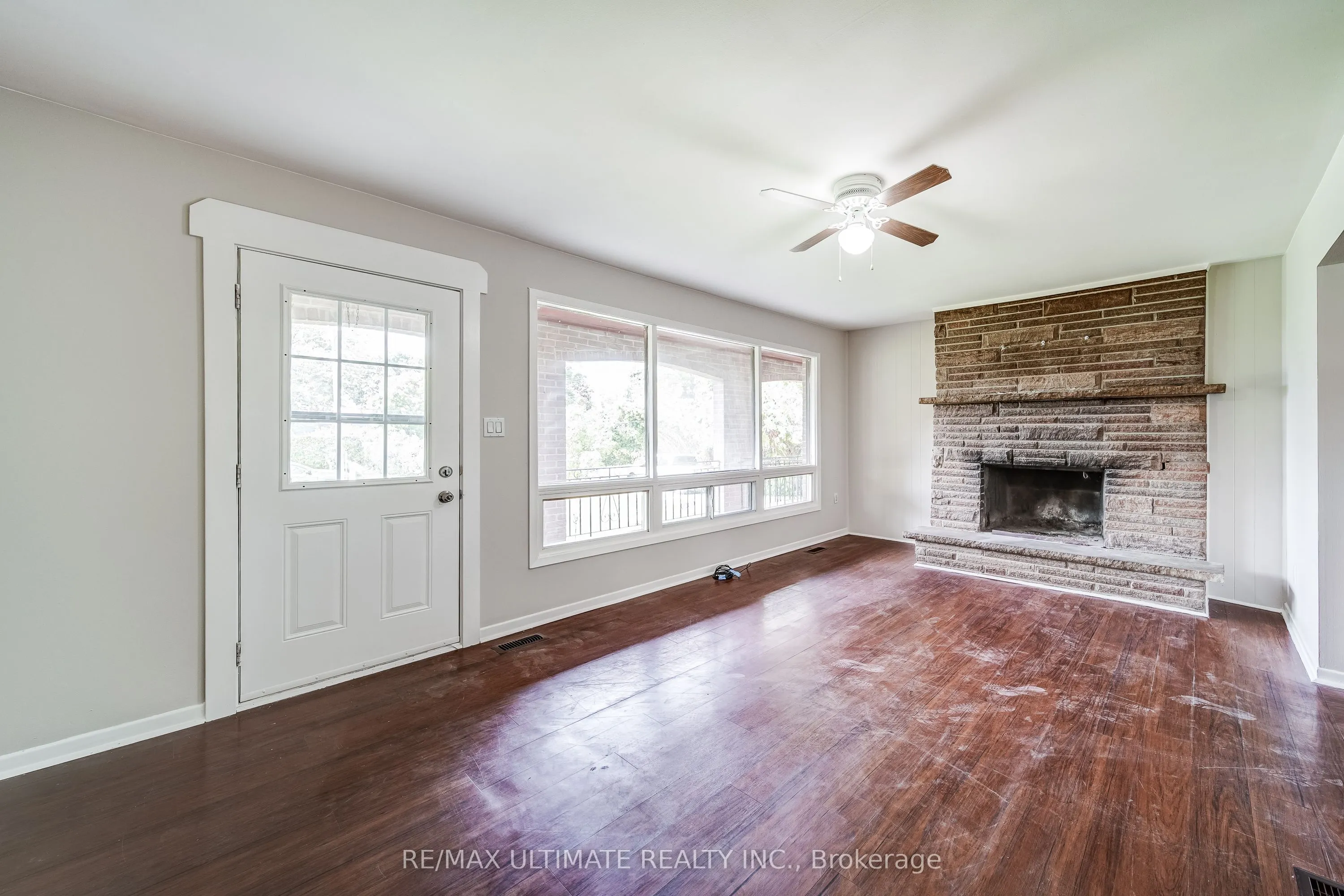 25037 Maple Beach Road