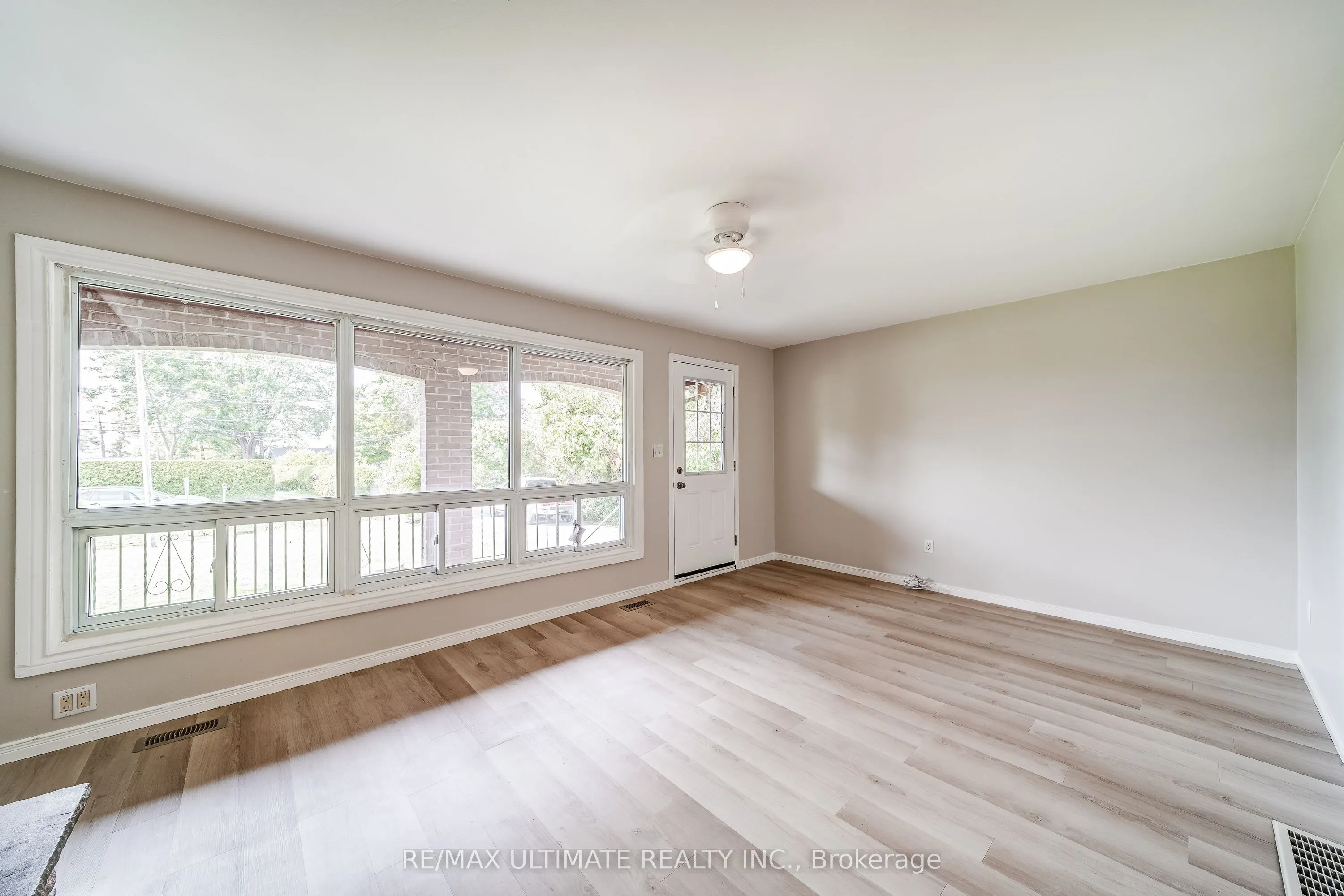 25037 Maple Beach Road