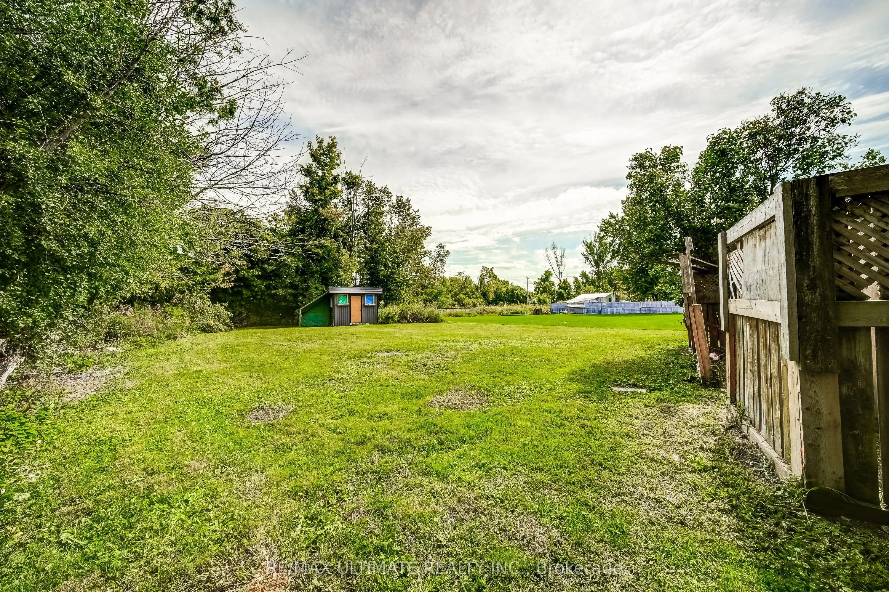 25037 Maple Beach Road