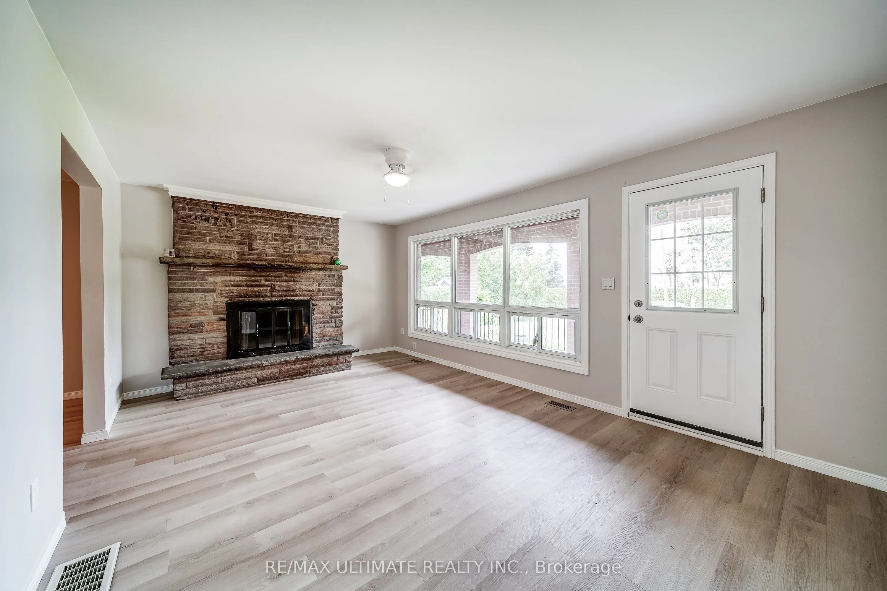 25037 Maple Beach Road