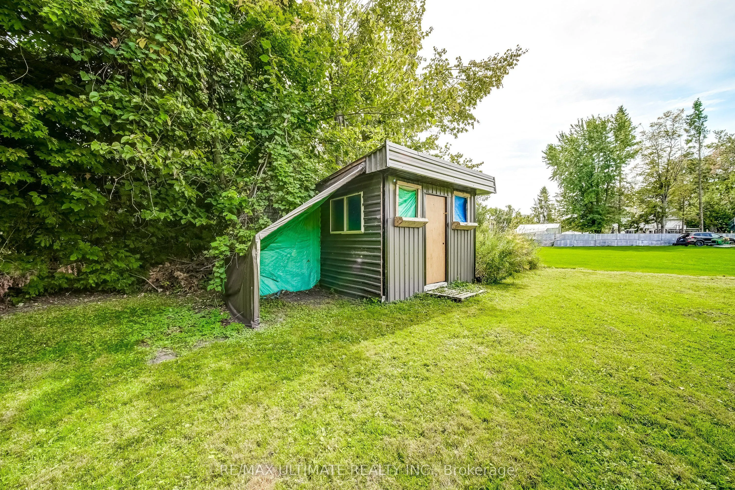 25037 Maple Beach Road