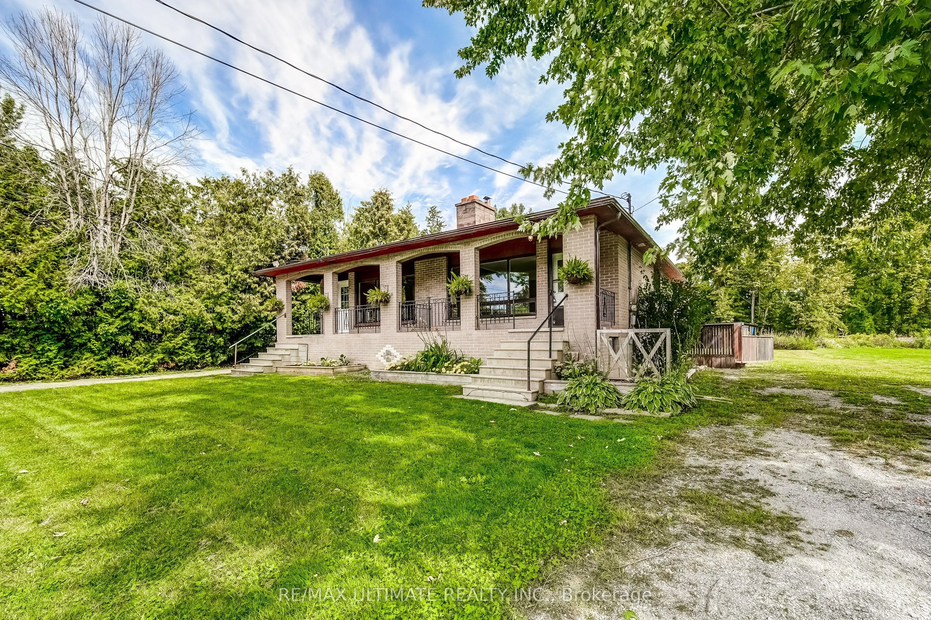 25037 Maple Beach Road