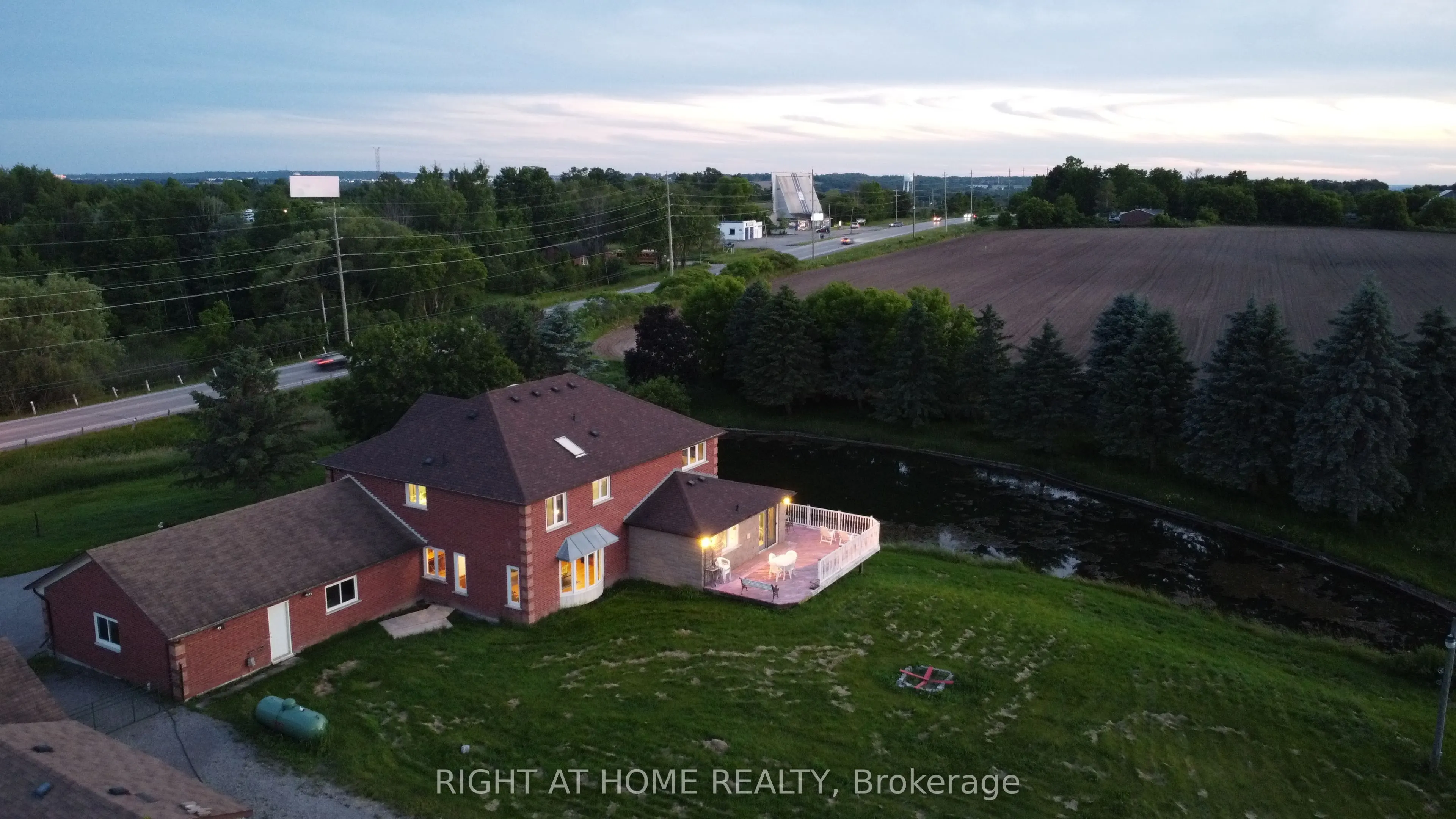 1008 Mount Albert Road