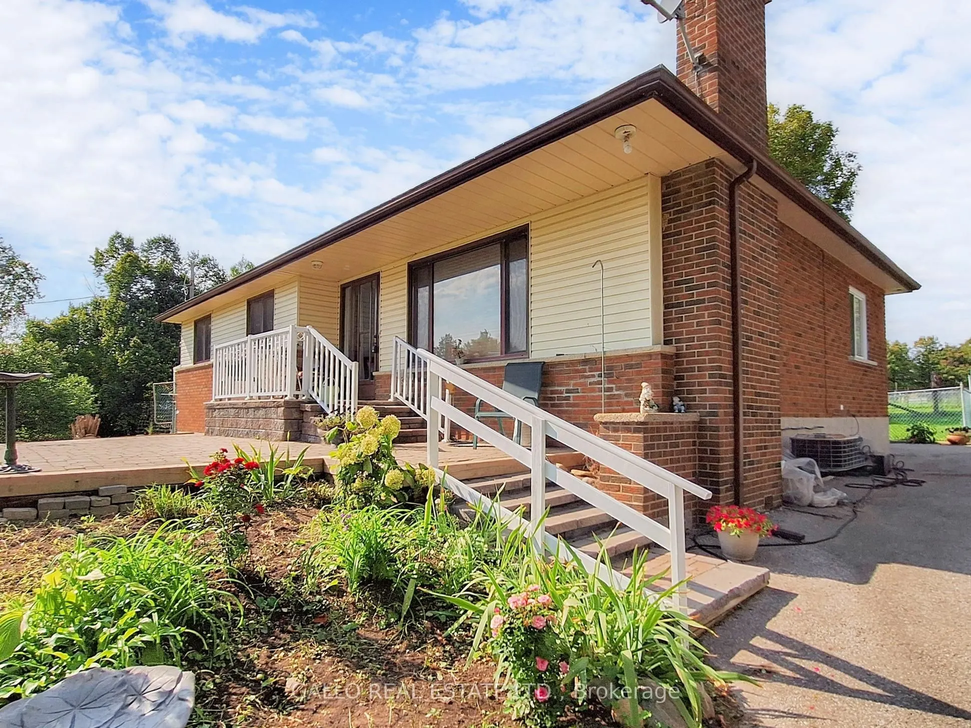 352 Uxbridge Pickering Townline