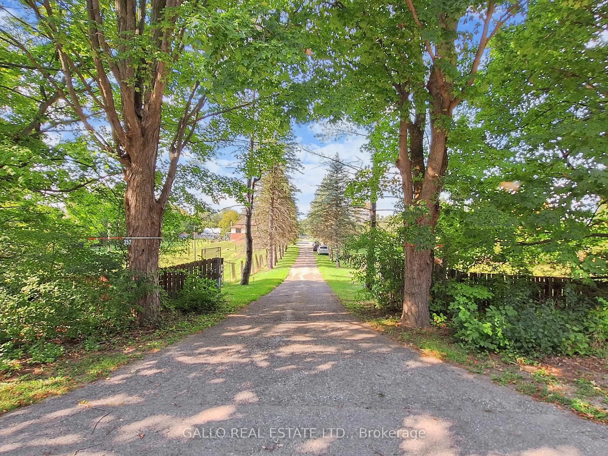 352 Uxbridge Pickering Townline