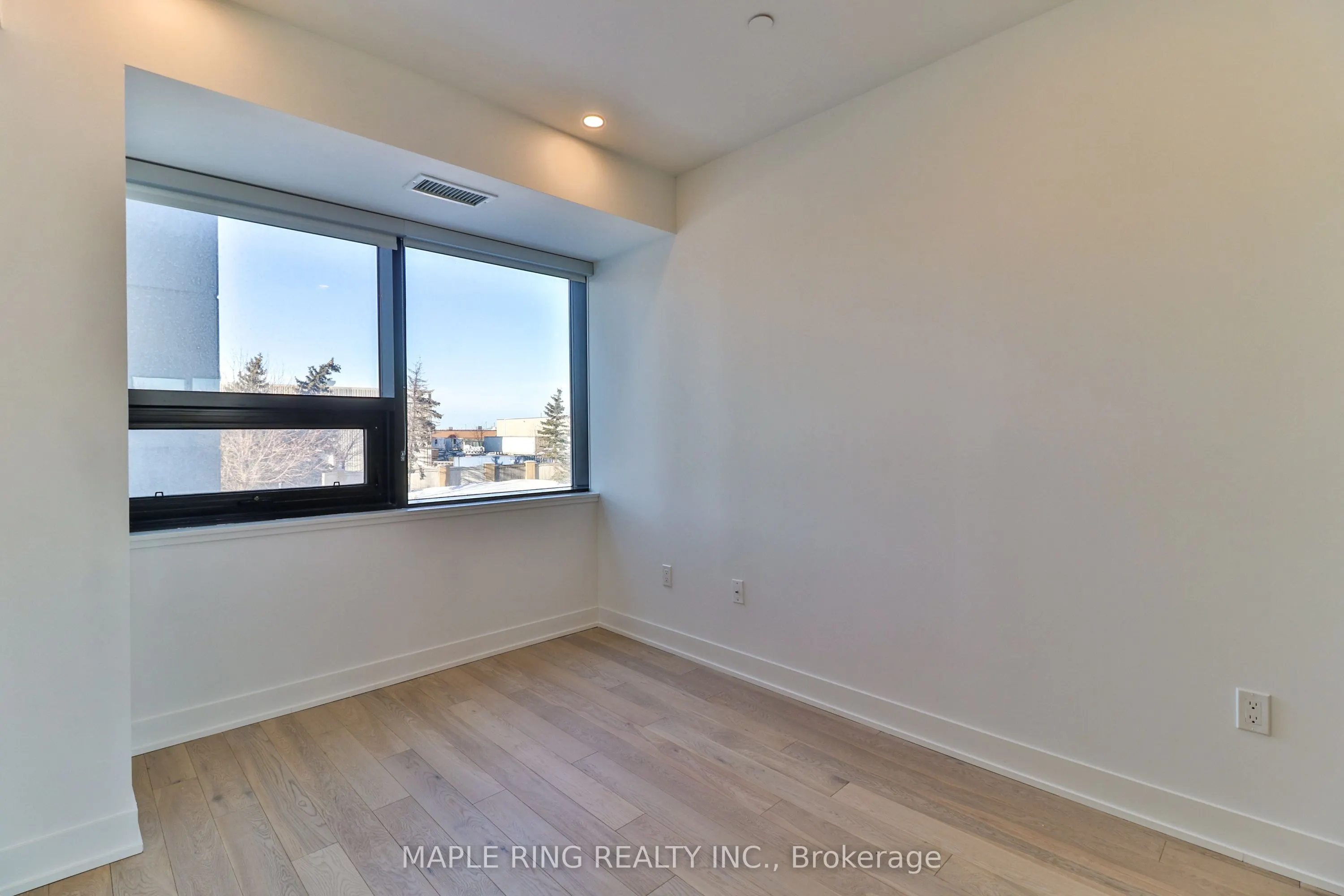 2908 Highway 7 Road, #105