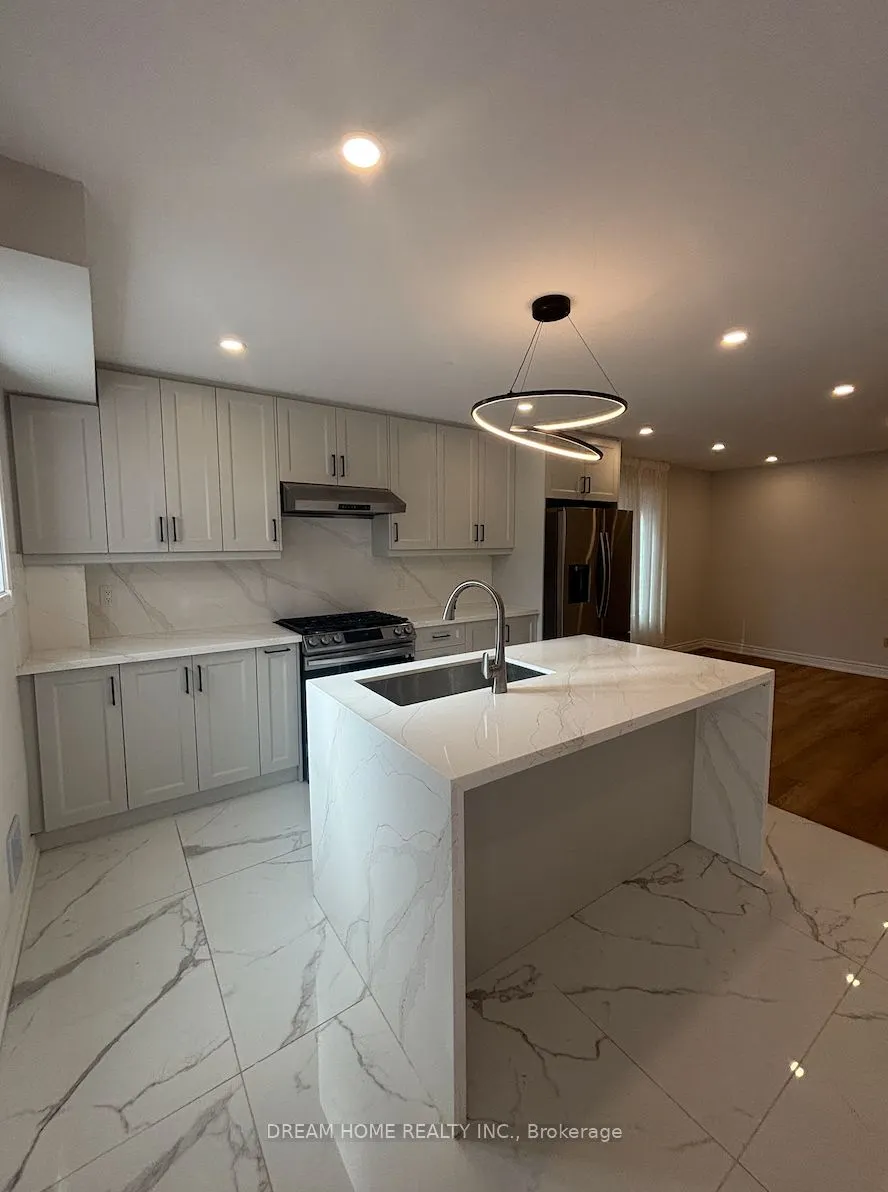 327 Sussex Avenue, #Upper