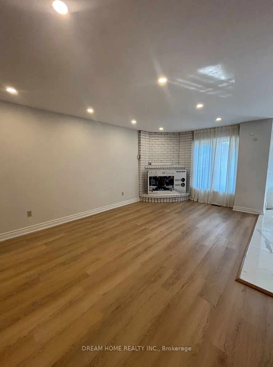 327 Sussex Avenue, #Upper