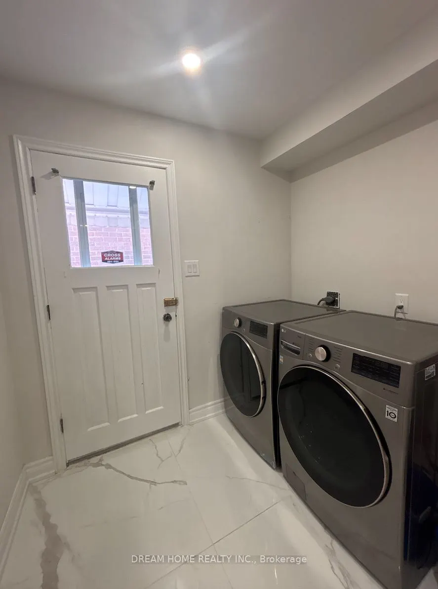 327 Sussex Avenue, #Upper
