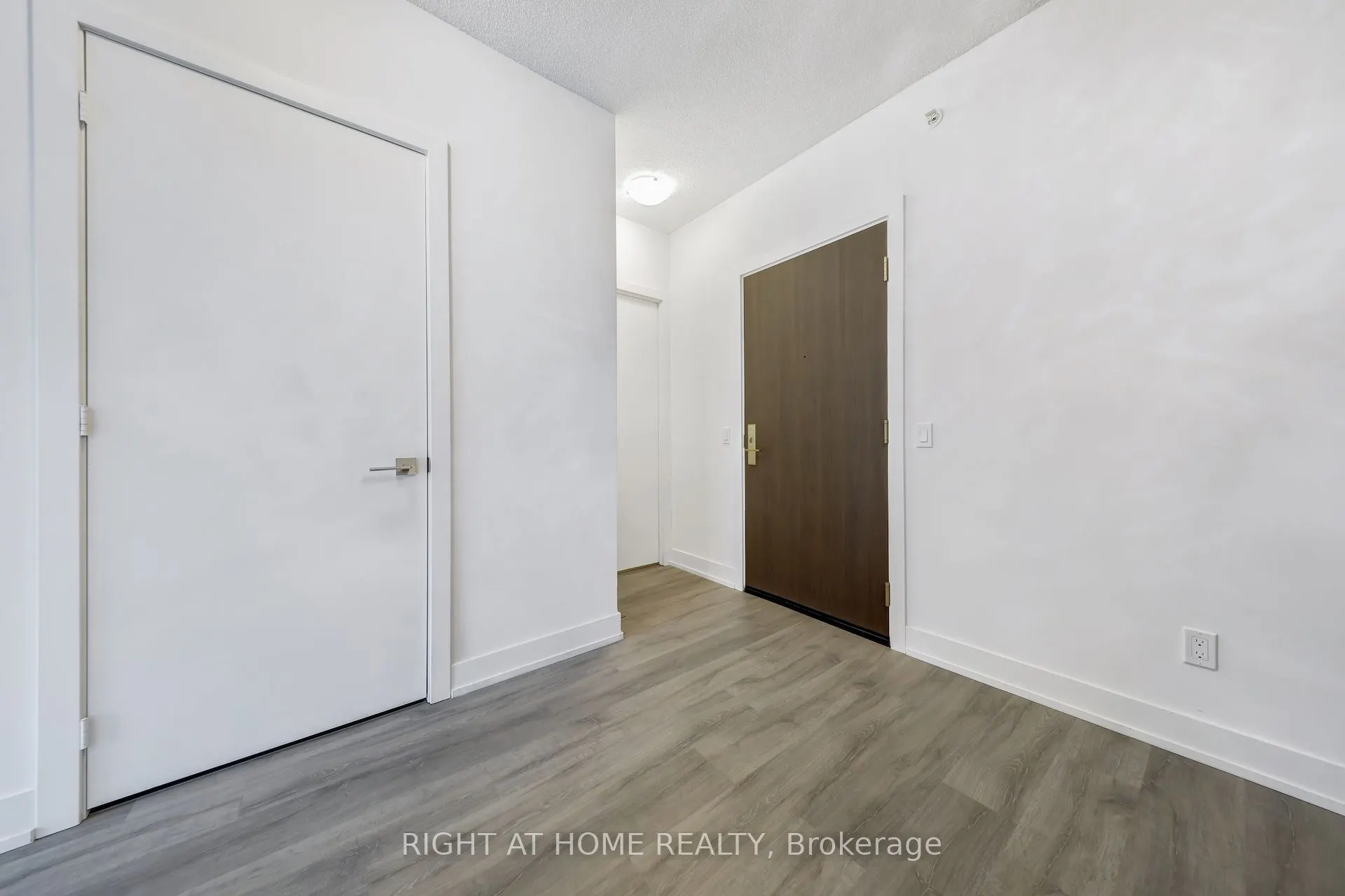 278 Buchanan Drive, #602E